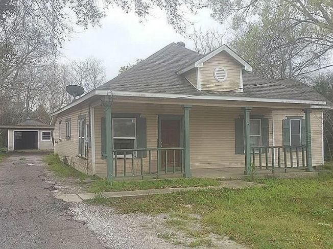 Foreclosure in Crosby, TX