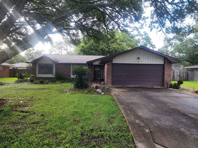 Foreclosure in Avenue Bay City, TX