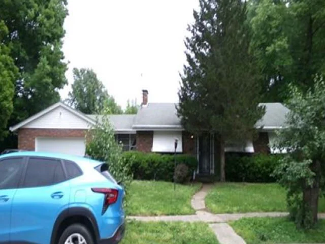 Foreclosure in E Saint Louis, IL