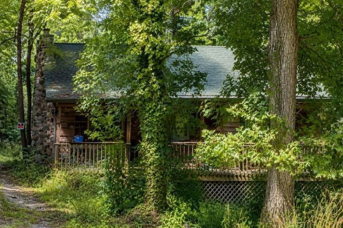 Foreclosure in Friendsville, TN