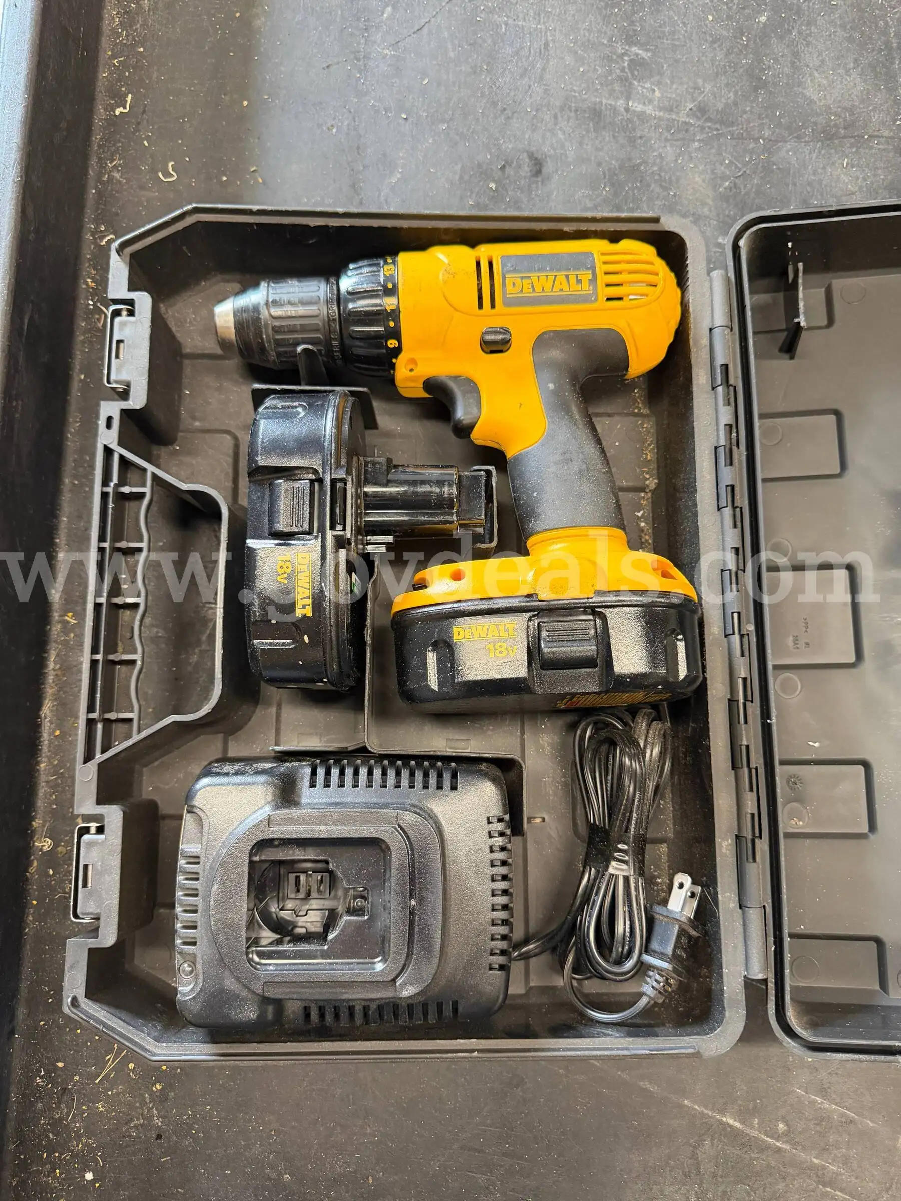 DeWALT DC970