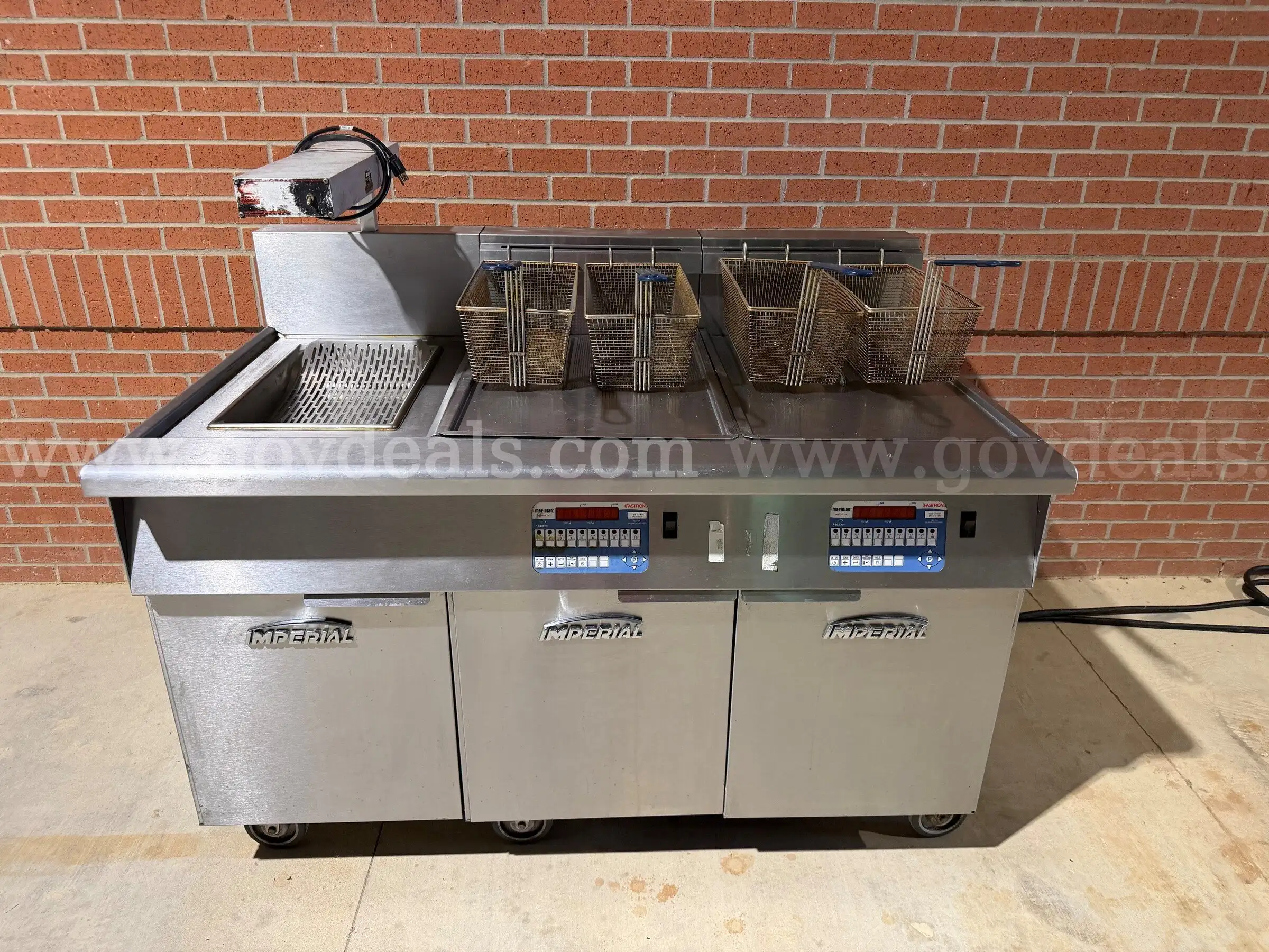 2016 Imperial IFSB275EC