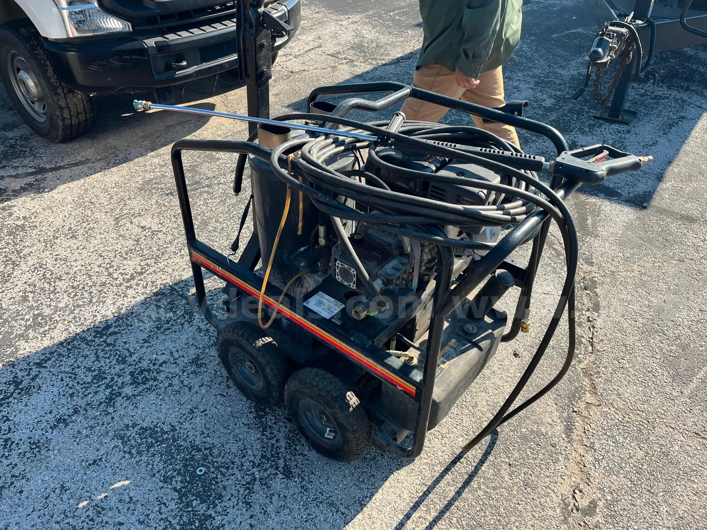 Mi-T-M Dual Fuel System Pressure Washer