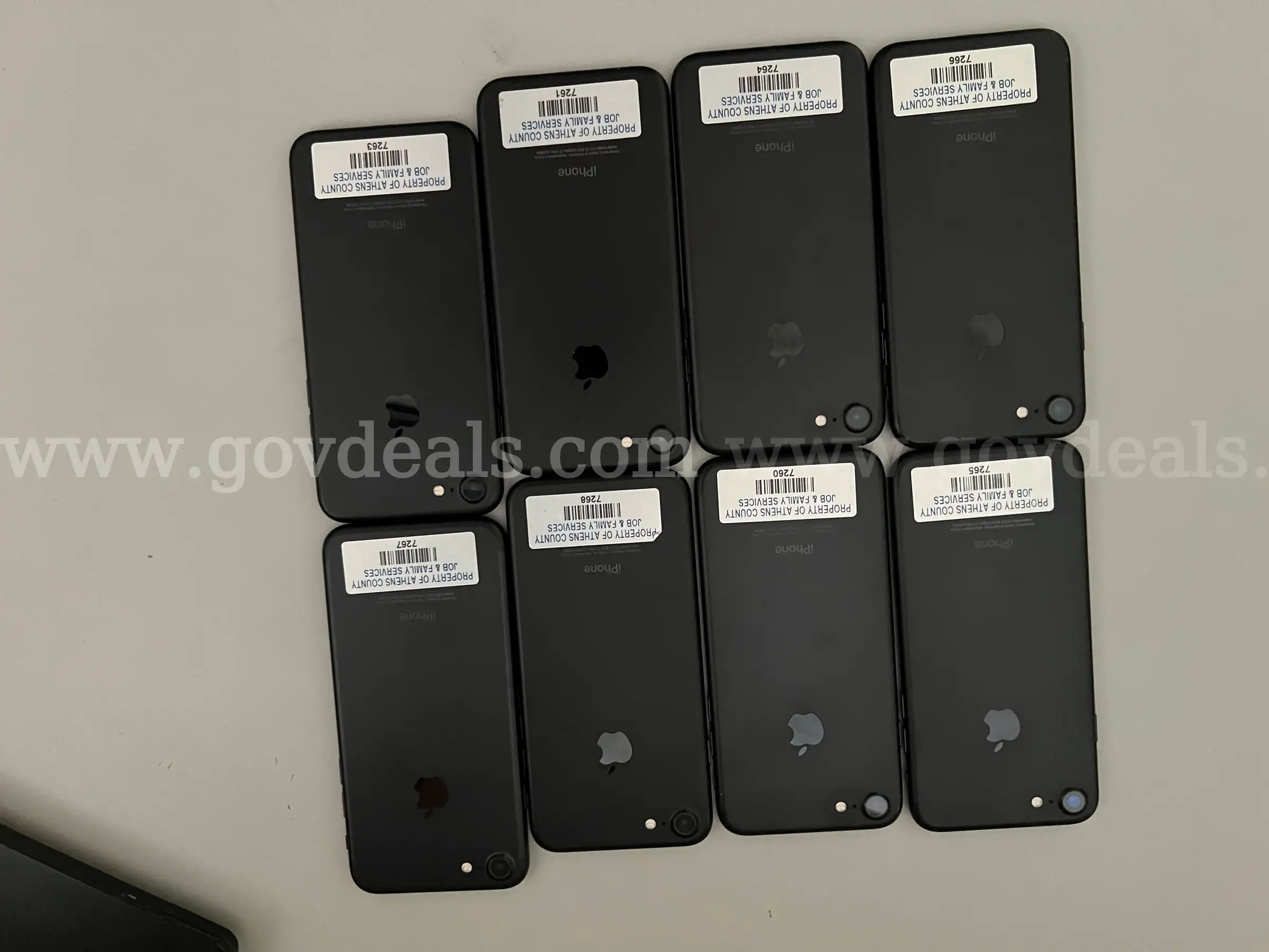 ONE Apple IPhone A1660