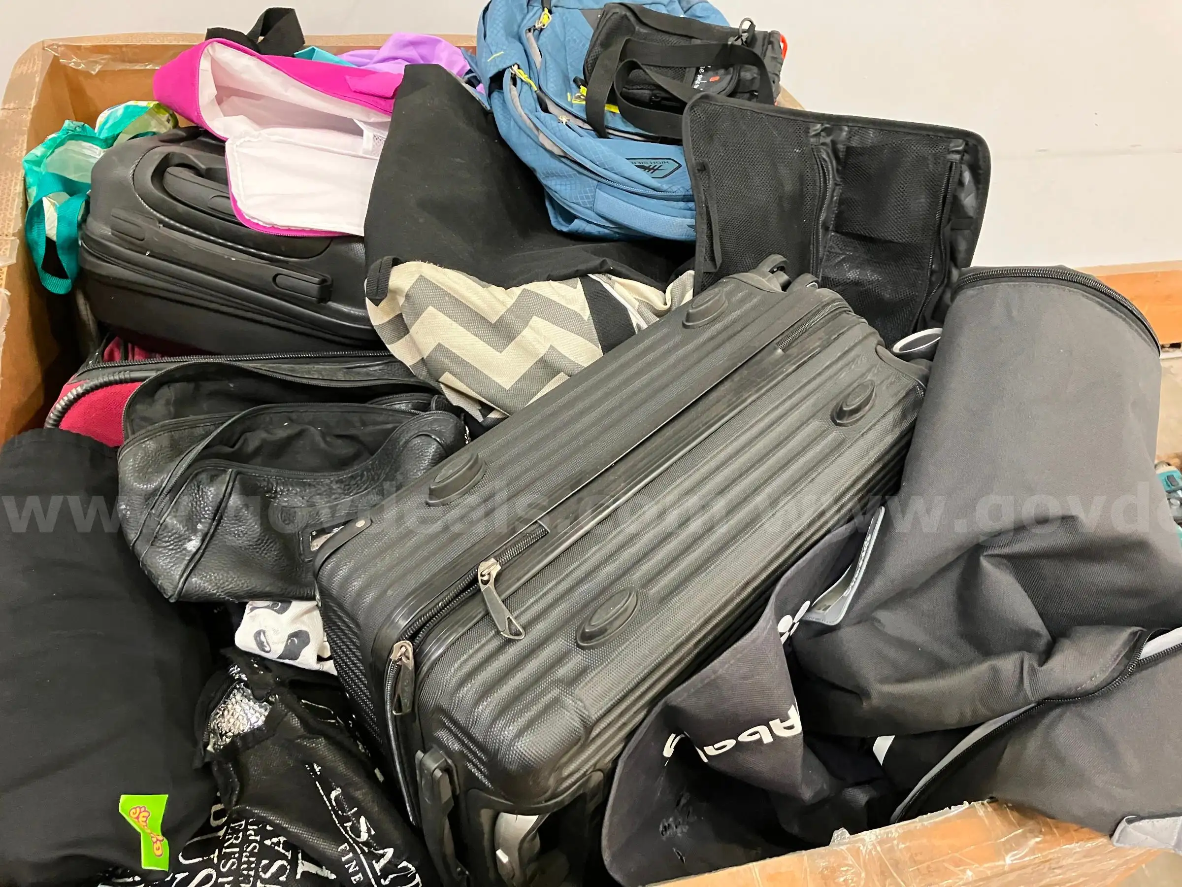 Pallet of Luggage Bags