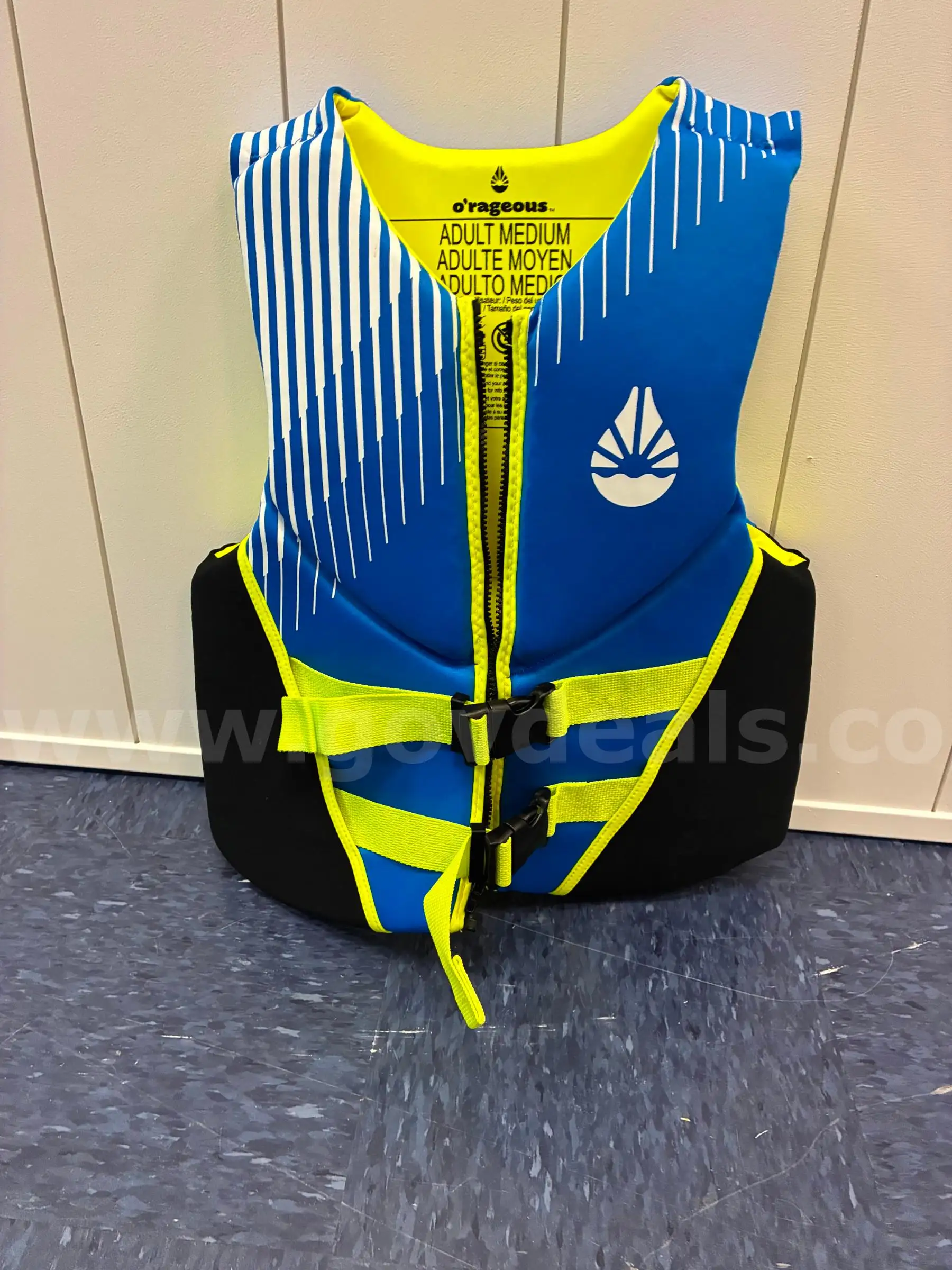 O Rageous Life Jacket - Adult Medium