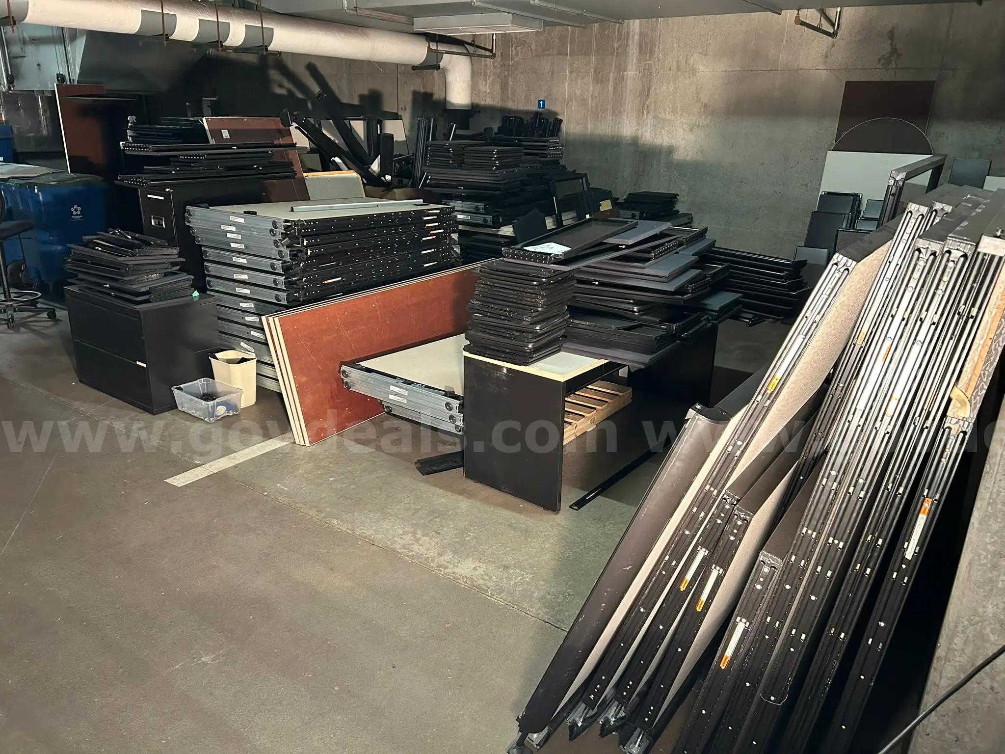Cubicle panels work surface storage bin lot #1