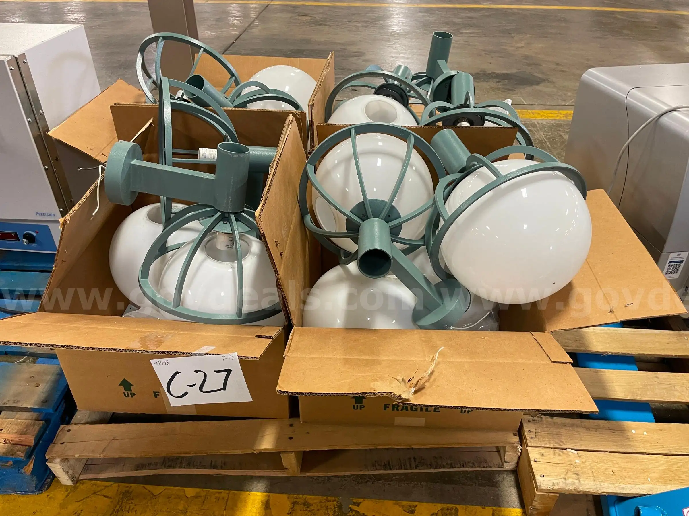 Lot of Exterior Lights with Fixtures