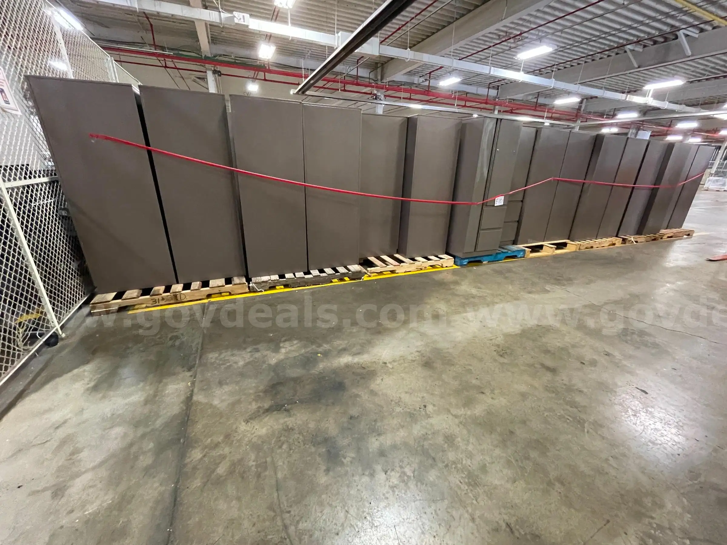 Lot of Metal Wardrobe Locker Cabinets