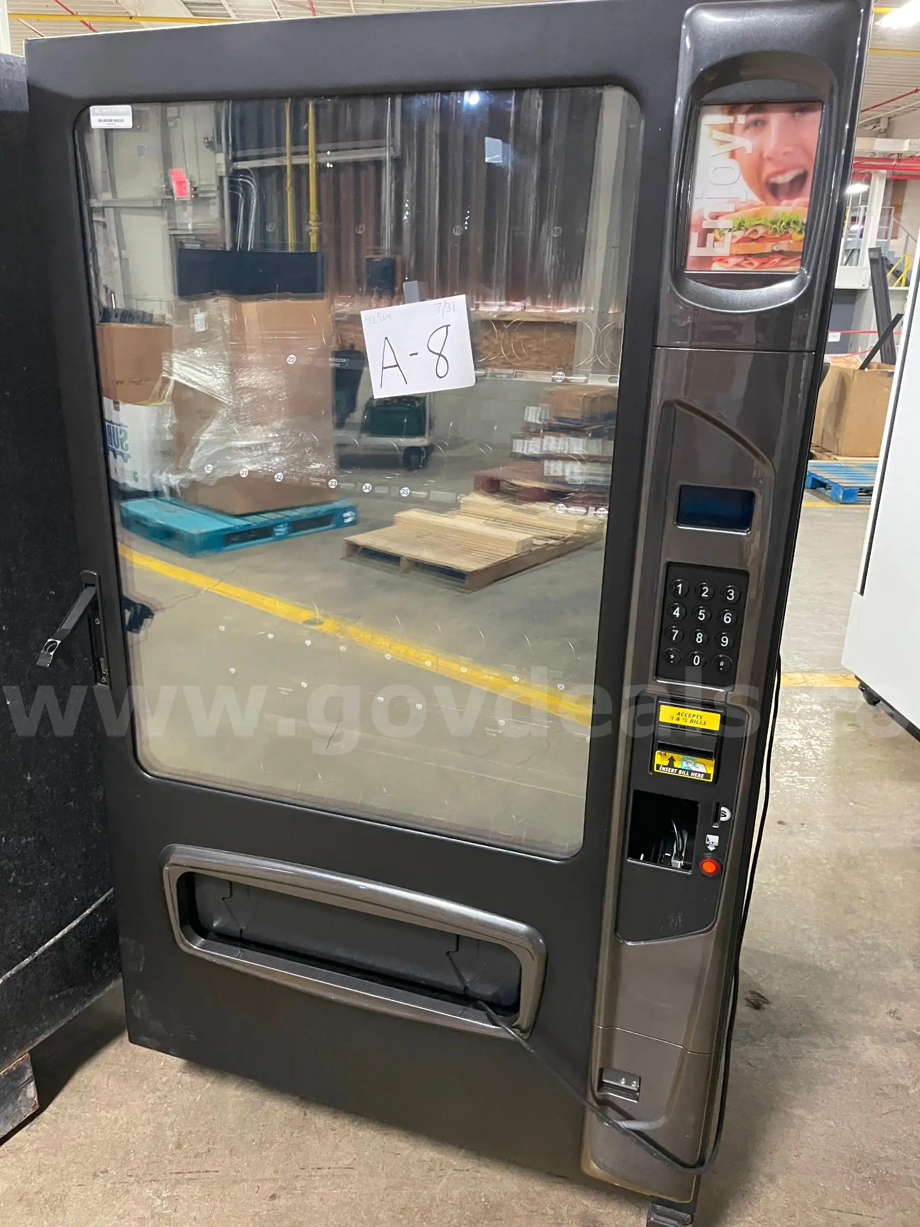 USI Snack Vending Machine Model 3566