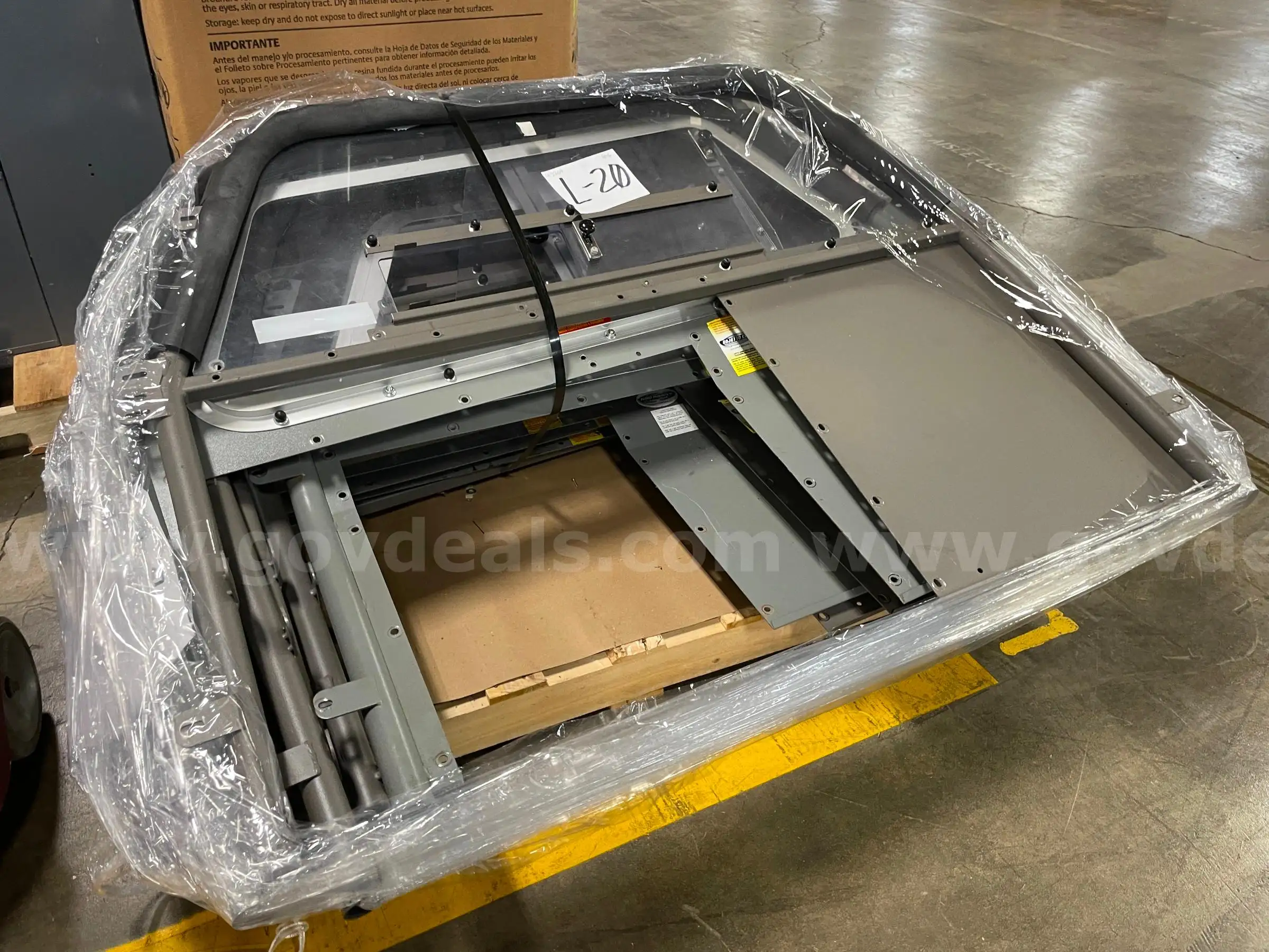 Lot of Metal Vehicle Partitions