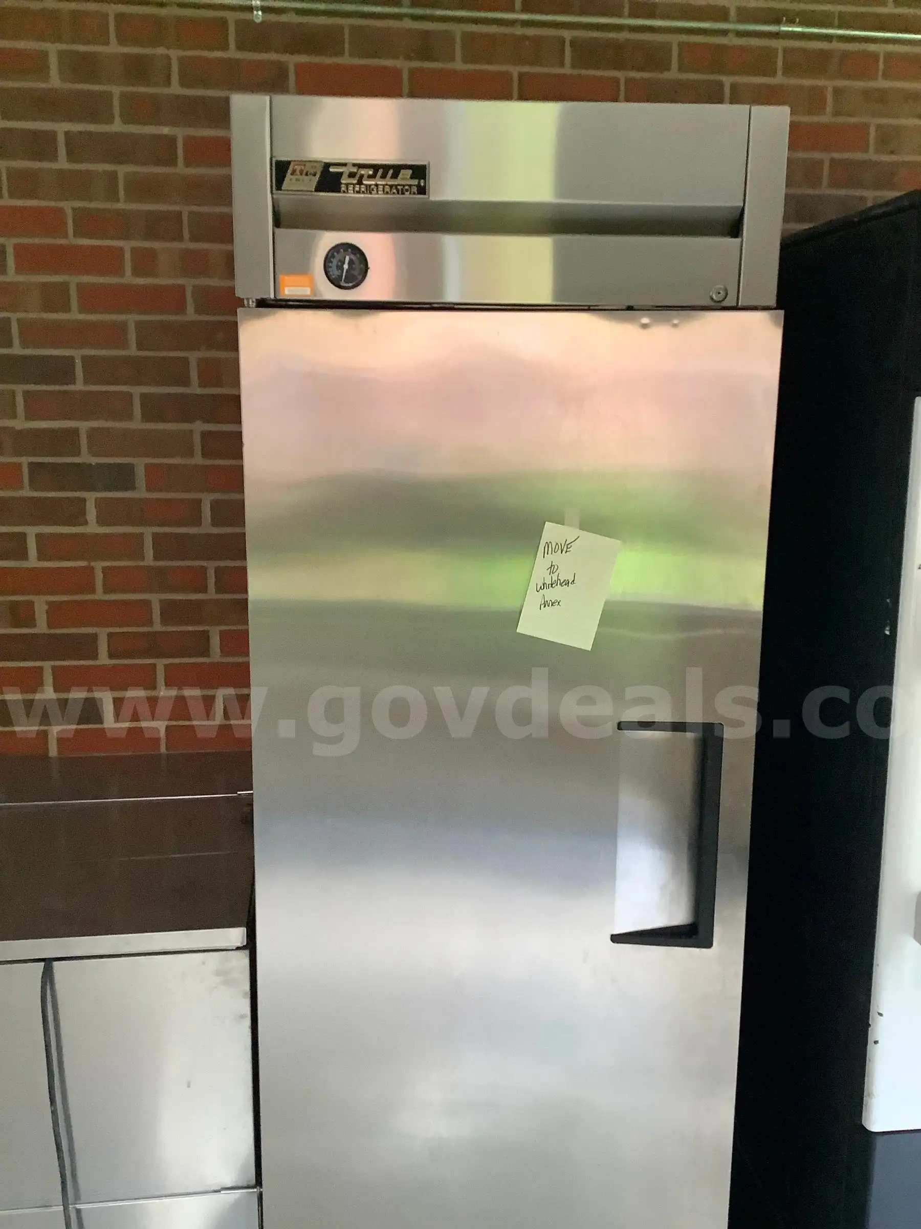 True Refrigerator Model T-23