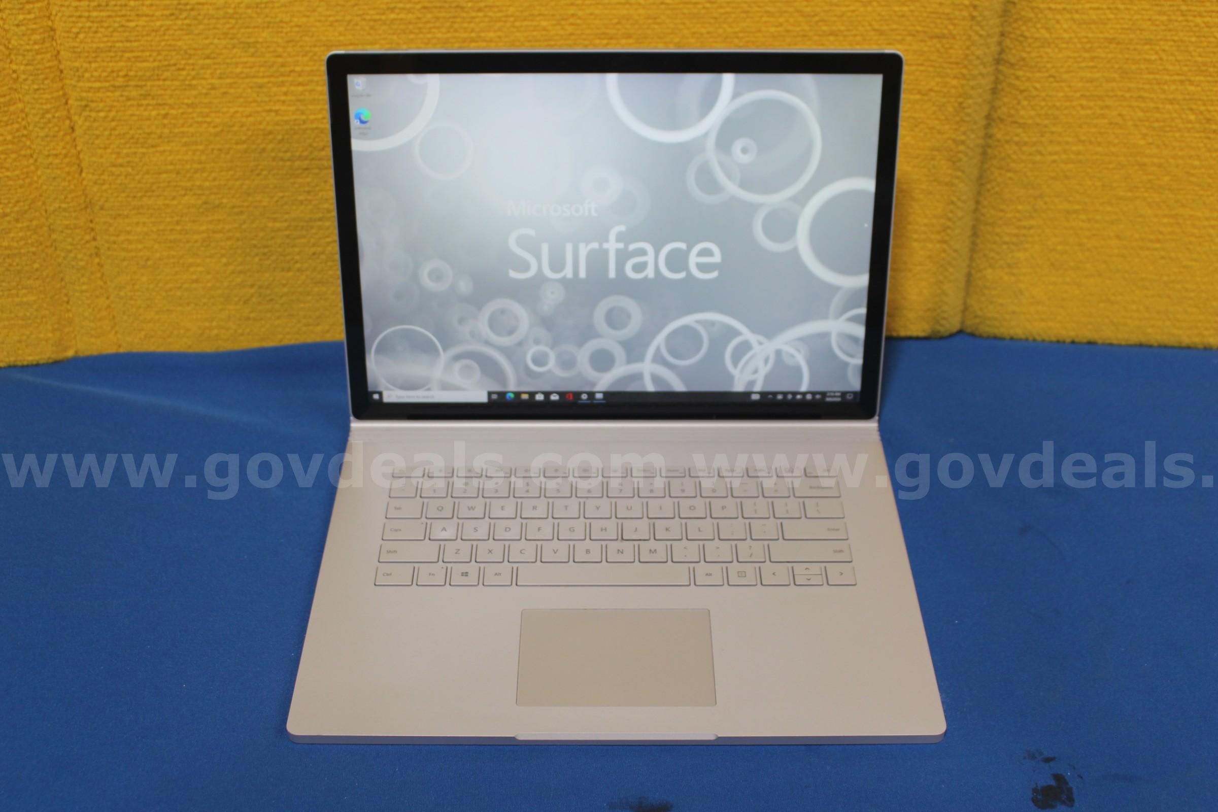 (1) Microsoft Surface Book 2 Intel i7 16GB RAM 500GB SSD OS Windows 10 Pro