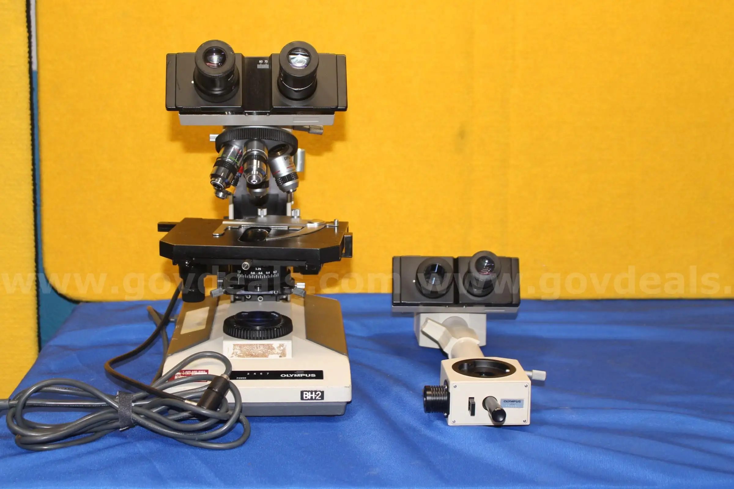 (1) Olympus BH-02 Microscope (BH-2 w Two Headed Scope Attachment)