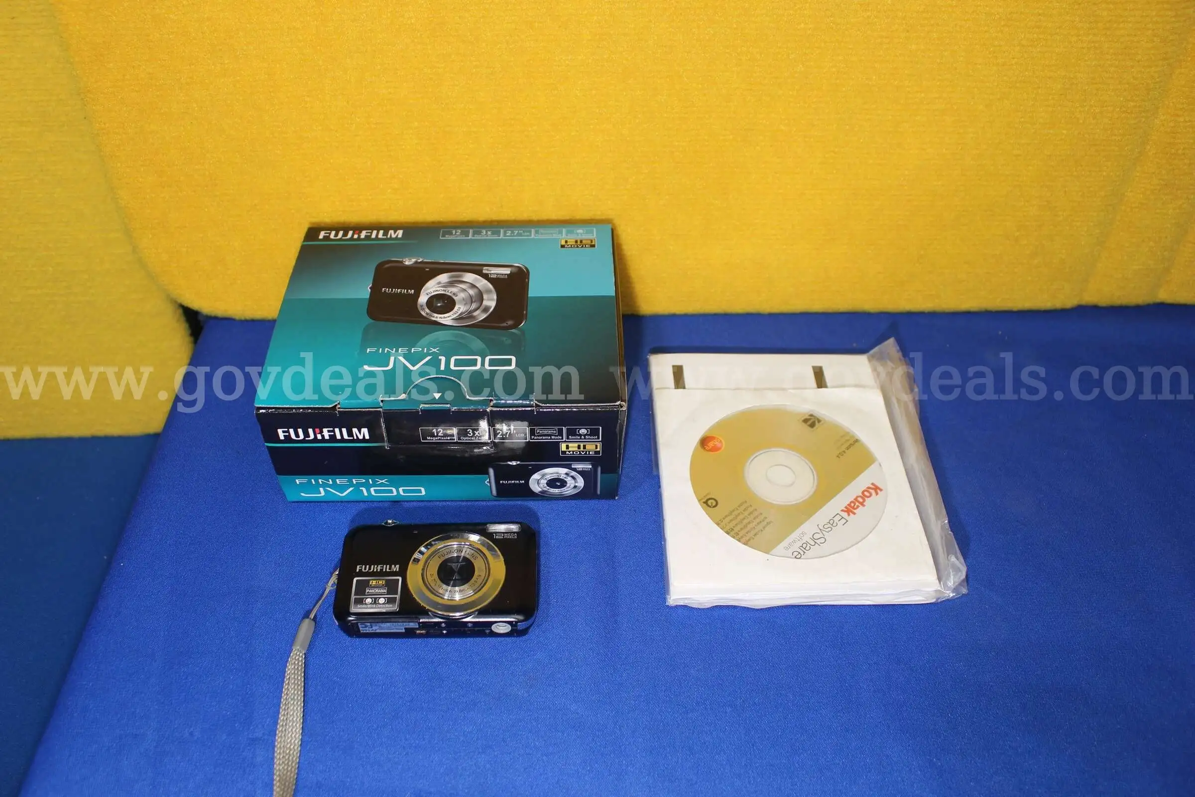 FujiFilm JV100