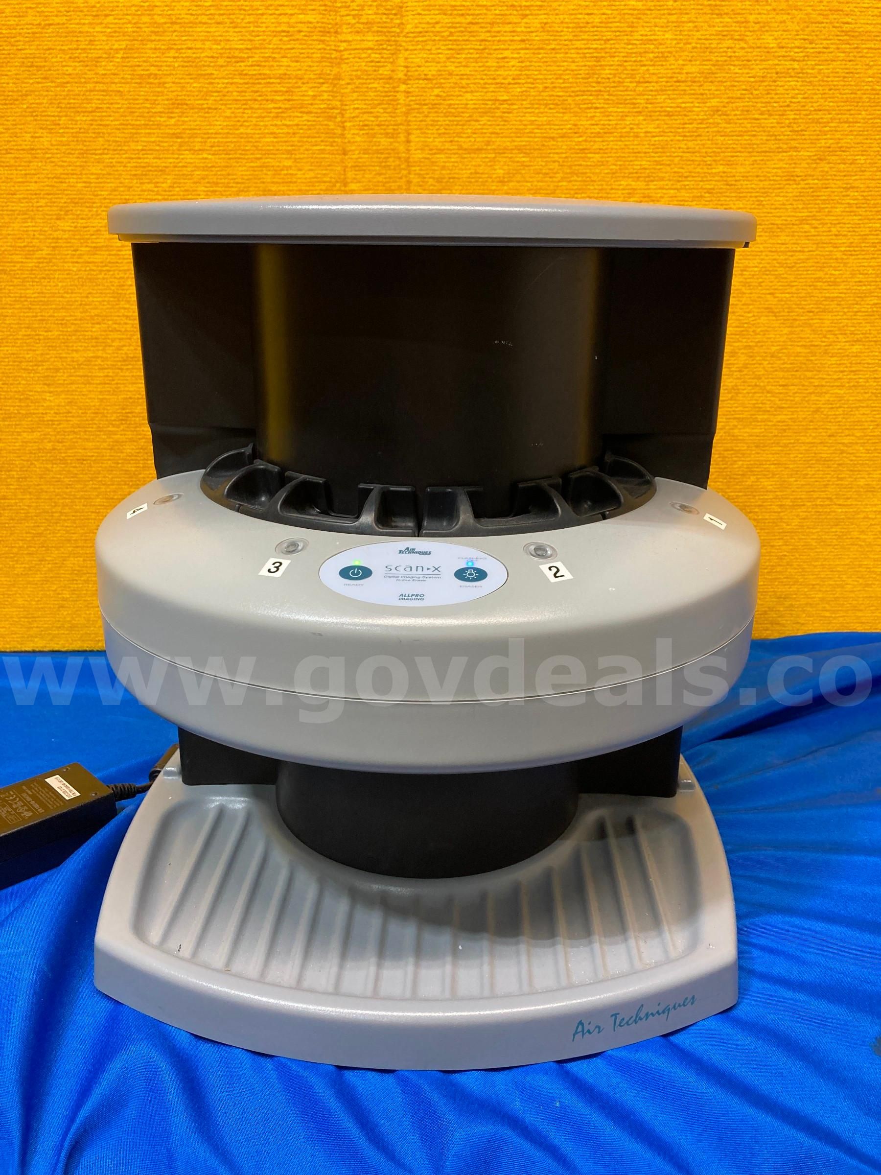 (1) Air Techniques Scan-X Digital Imaging System [IU034297]