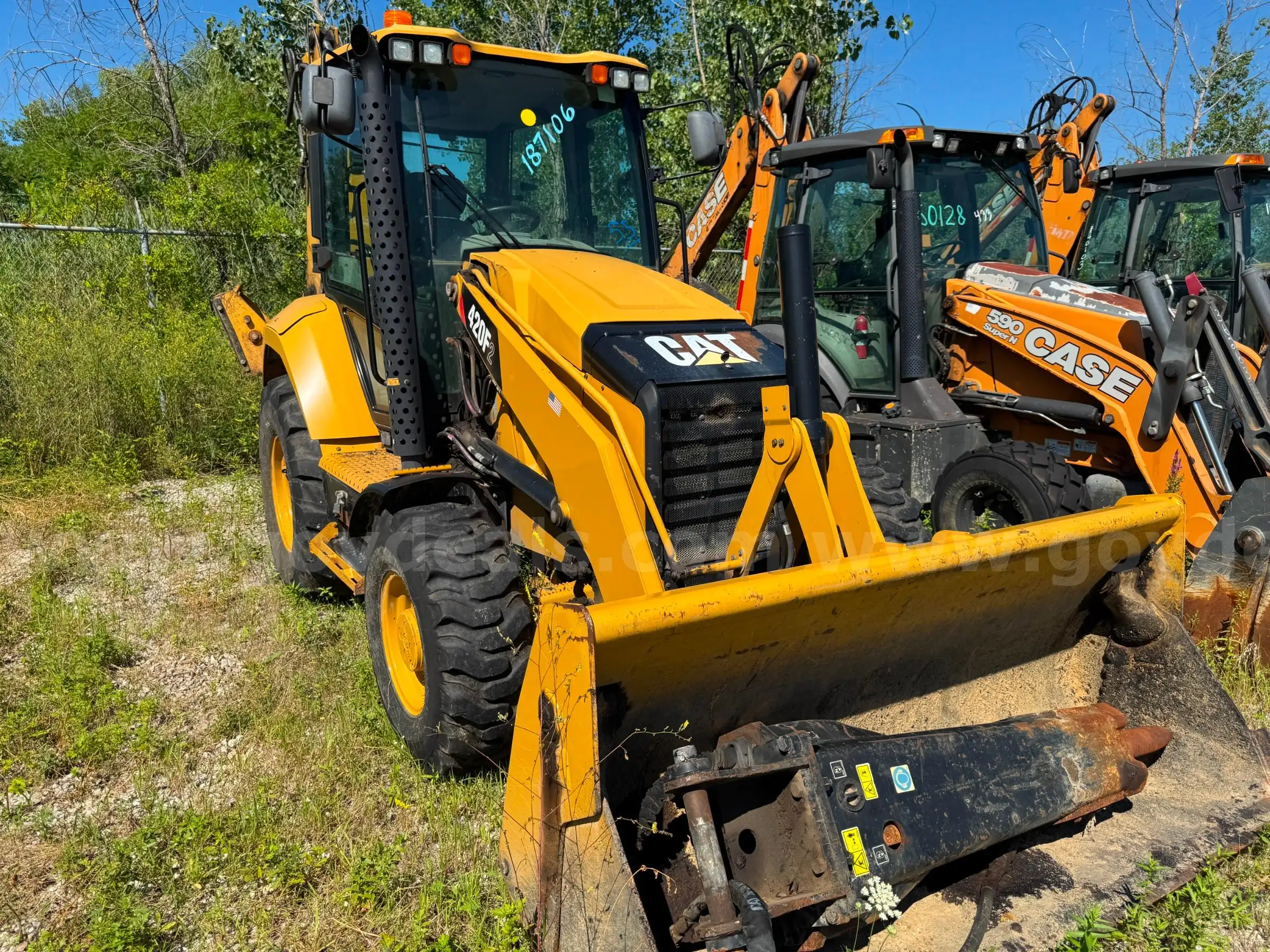 2016 Caterpillar 420F2 Backhoe LOT55 - 187106 - R