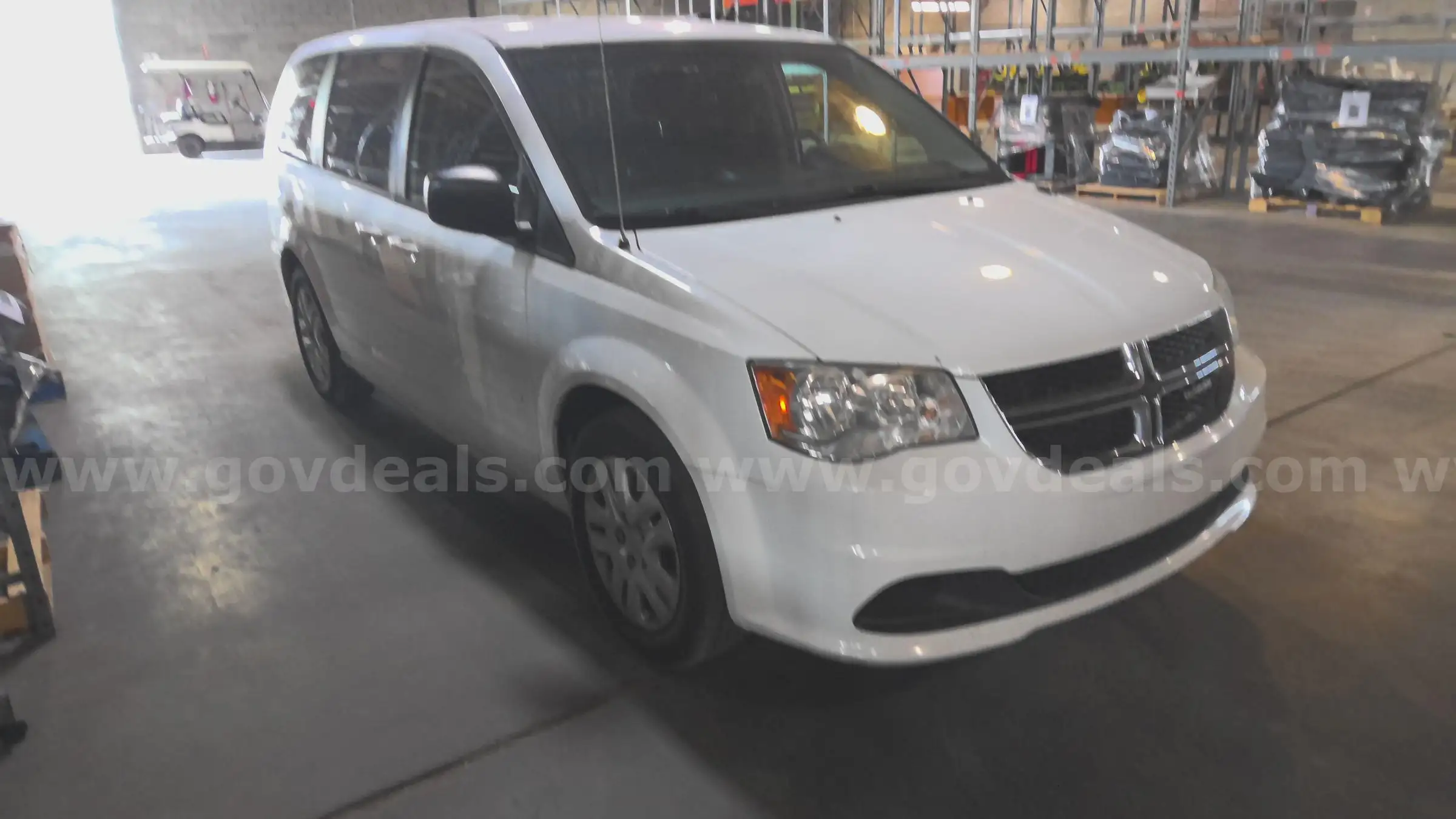 2017 DODGE CARAVAN CAGED TRANSPORT VAN