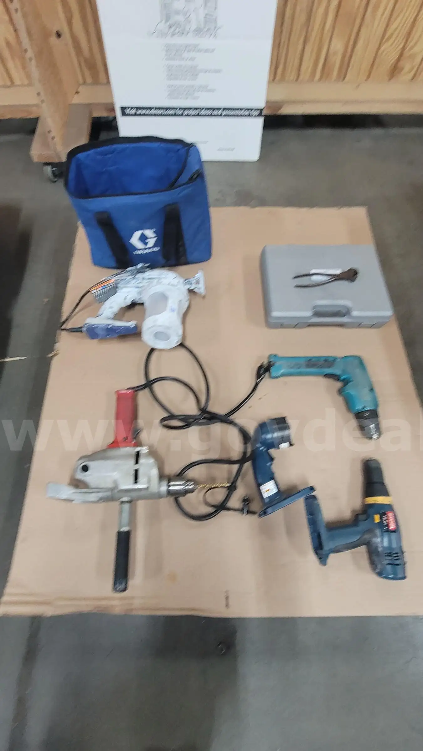 **** ASSORTED POWER TOOLS **** (I)