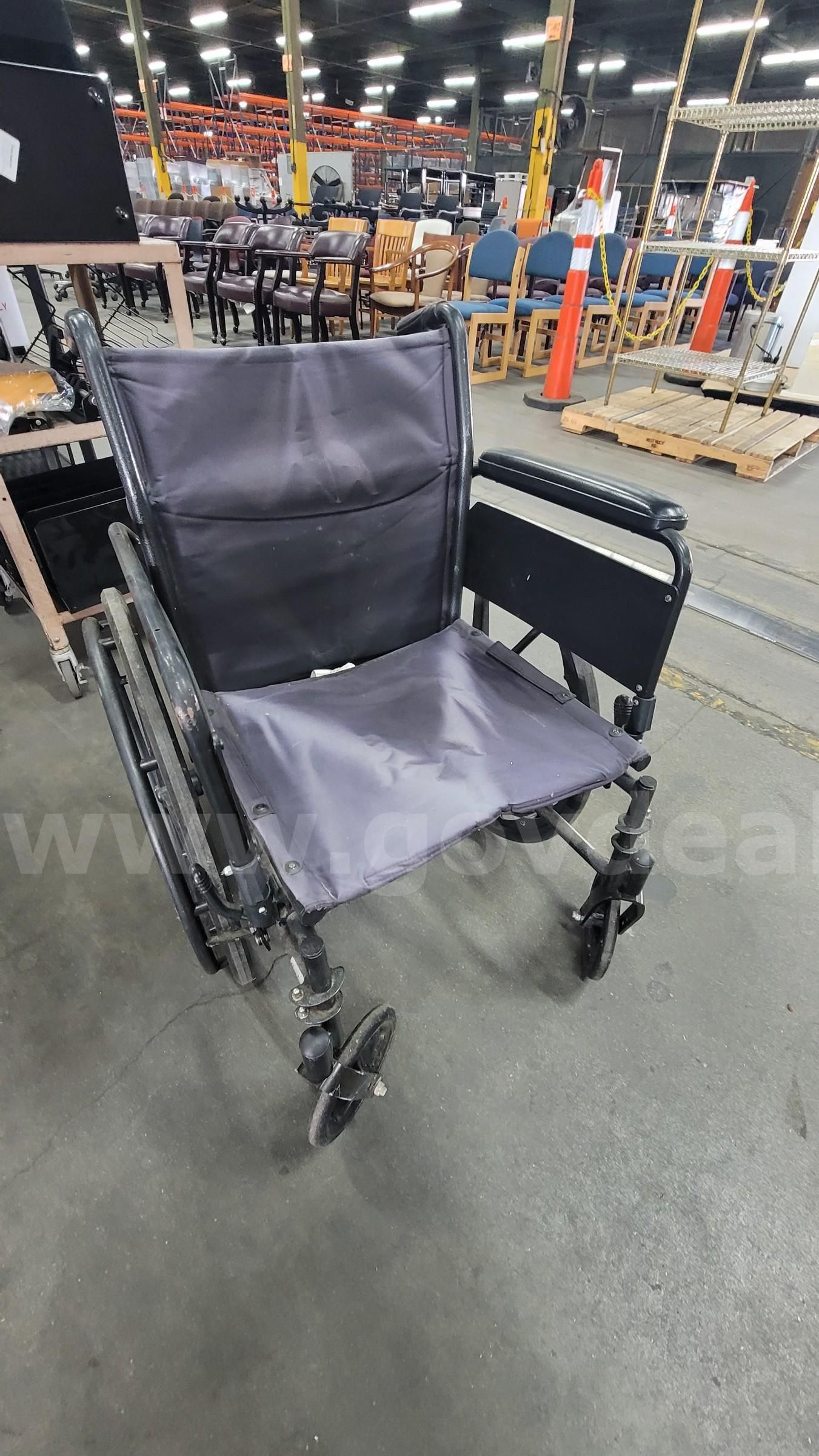 **** DRIVE MANUAL WHEELCHAIR **** (I)