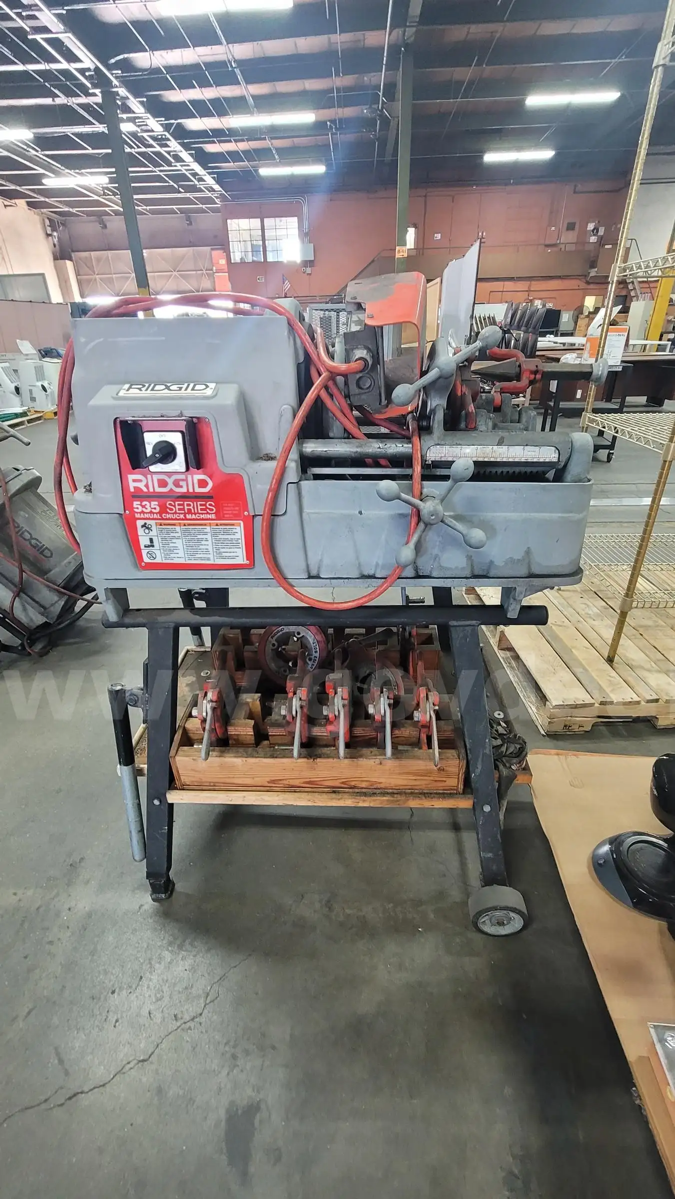 **** RIDGID 535 MANUAL CHUCK MACHINE **** (I)