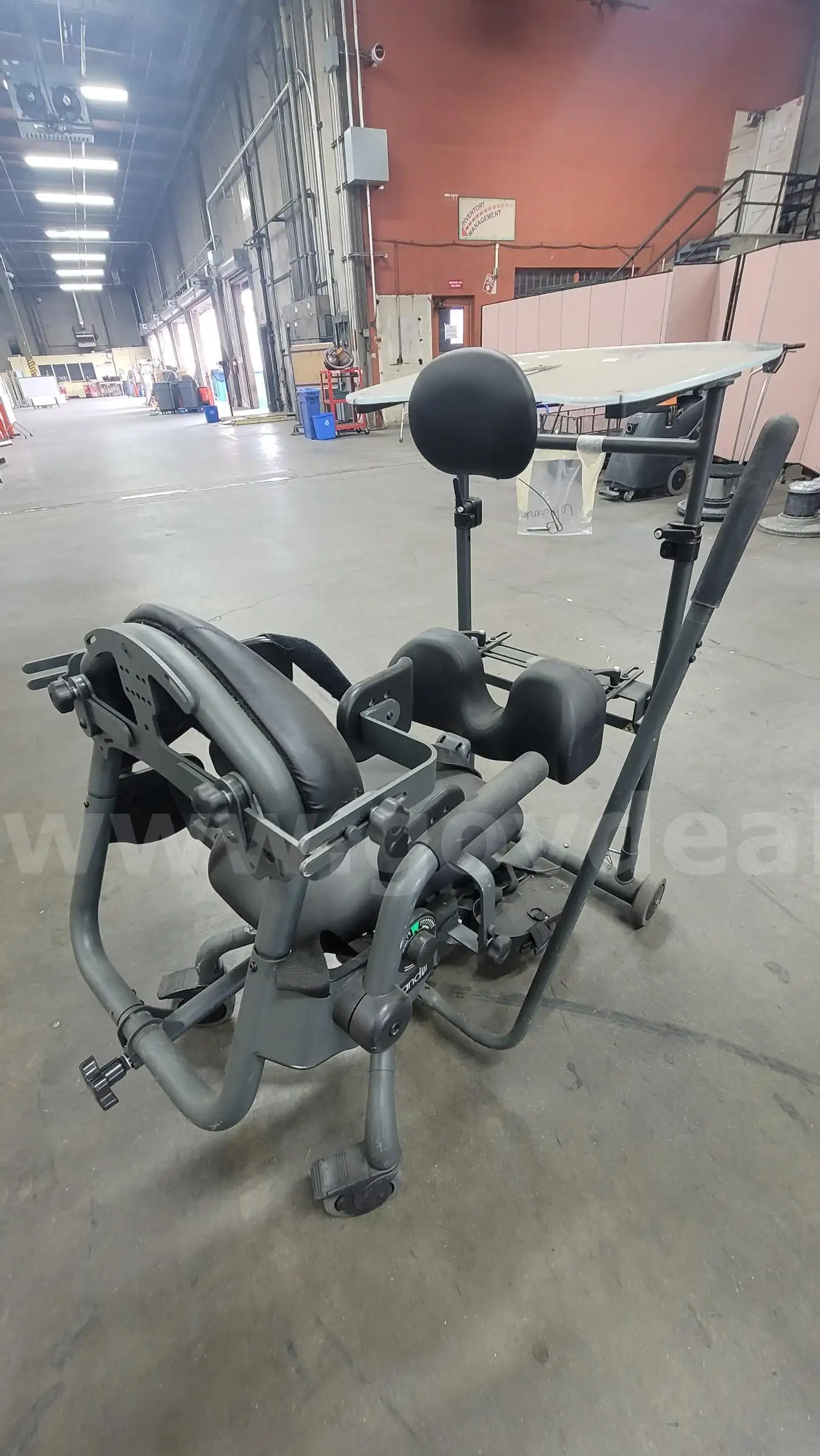 **** EASYSTAND EVOLV STANDING FRAME **** (I)