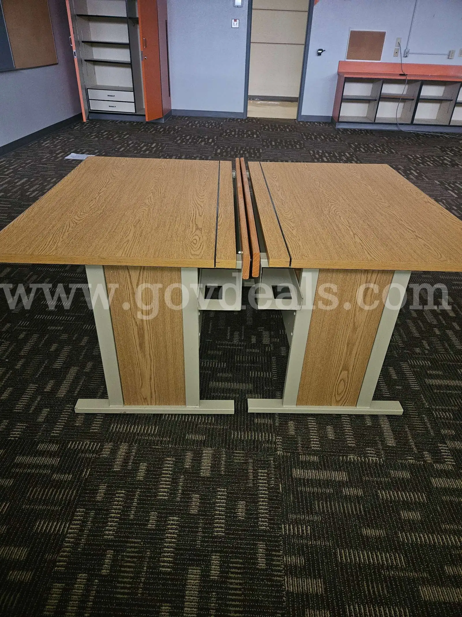 Desk - Metal ba