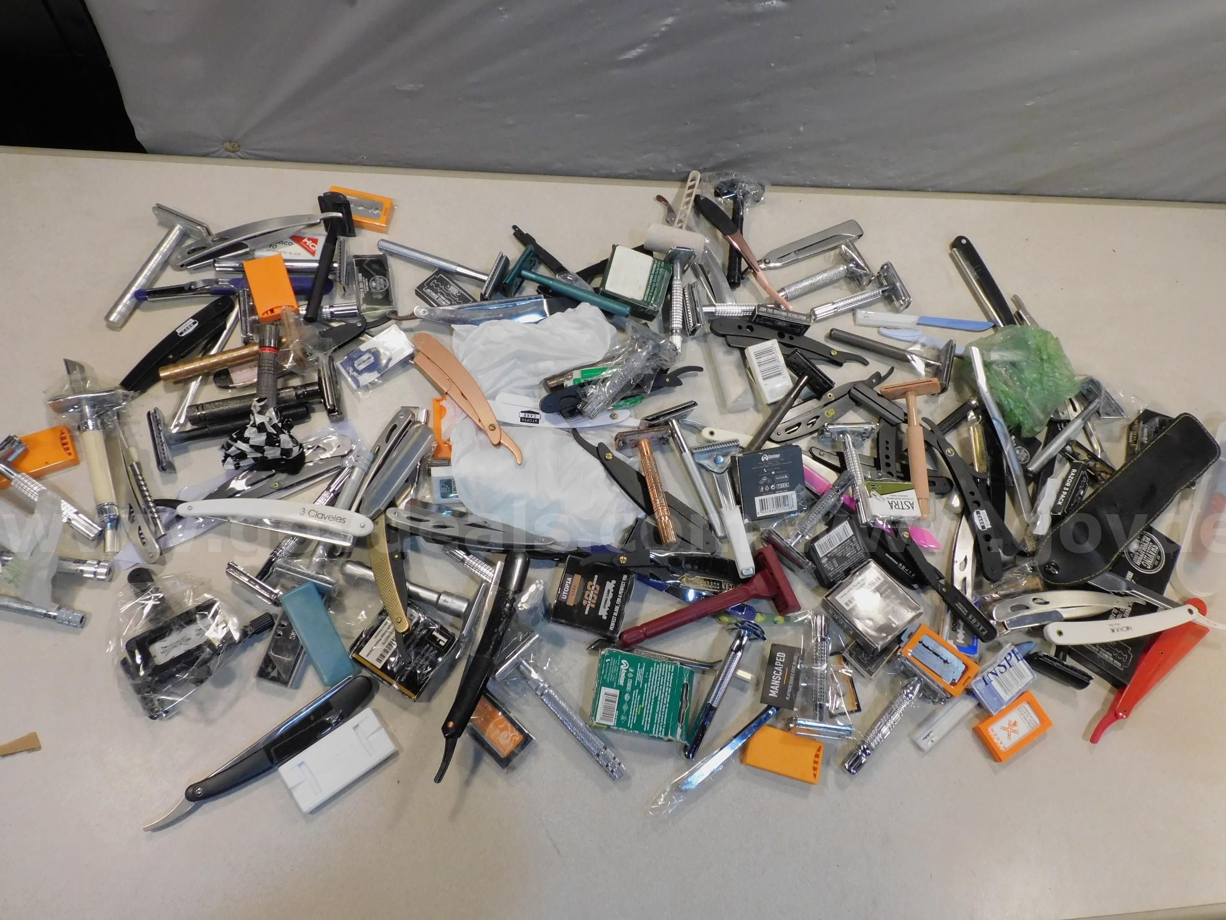 Razors & Blades (FS)