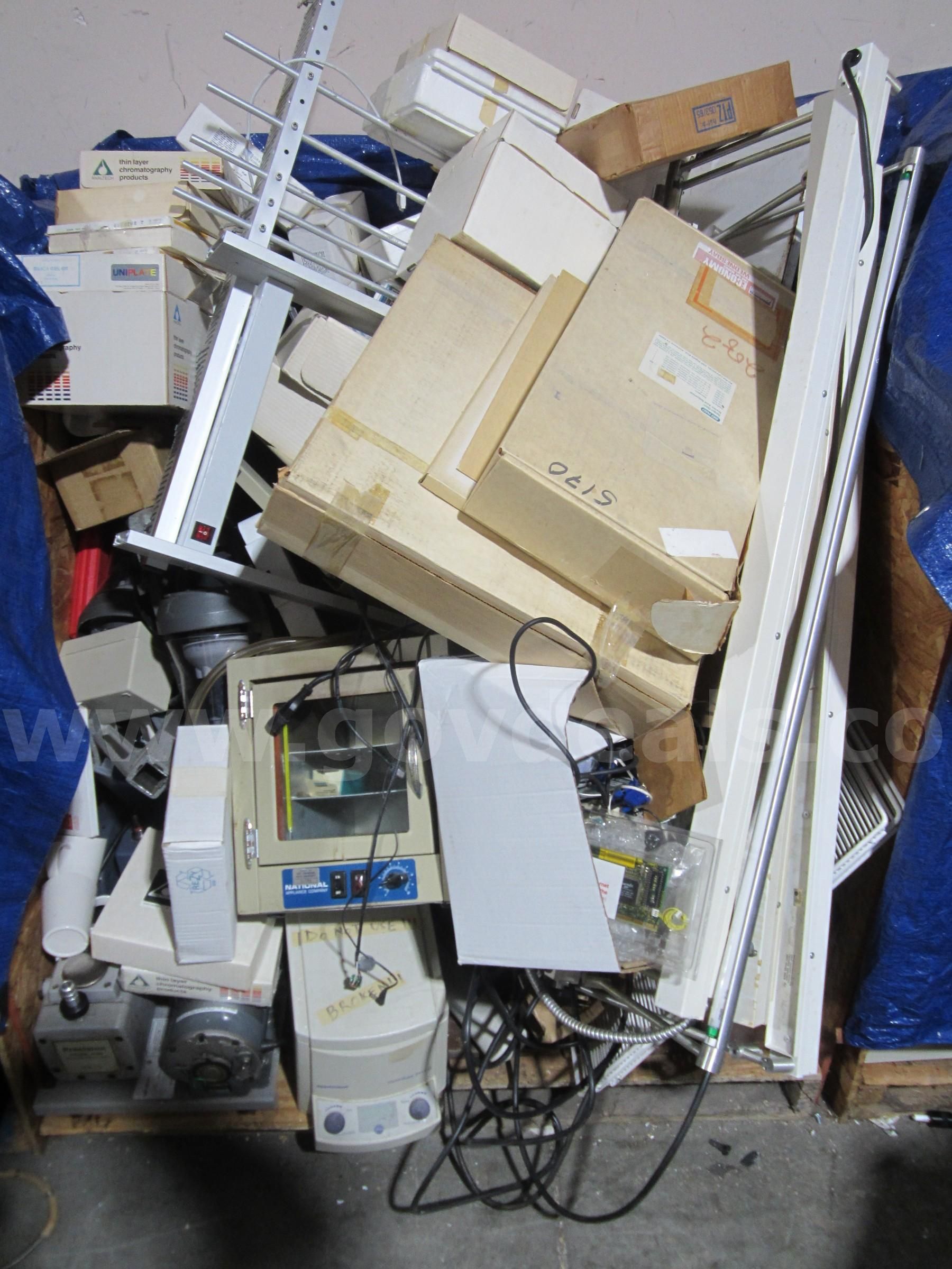 ASSORTED LAB EQUIPMENT LOT 1001