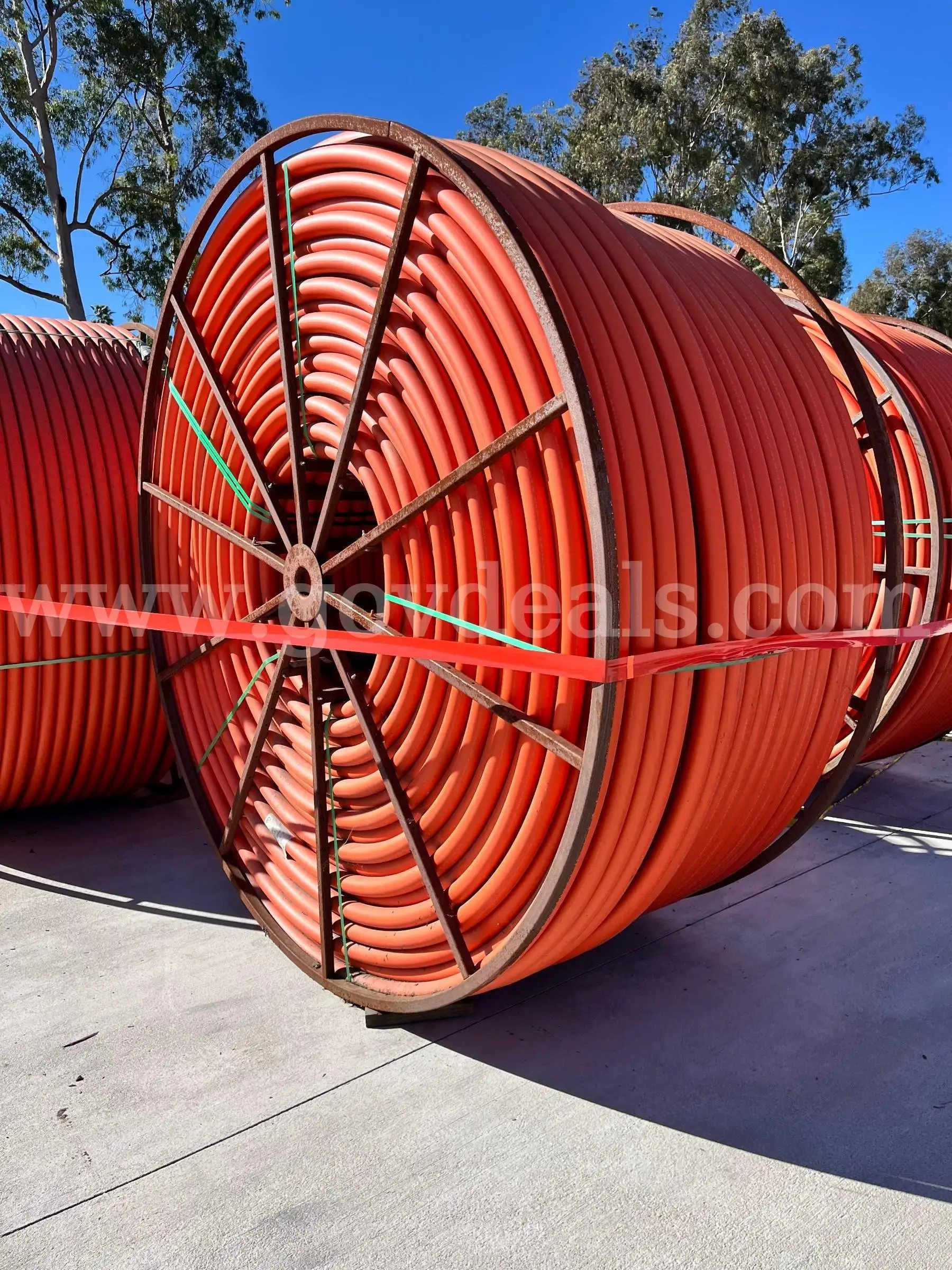 186 Reels 2 SDR 11 Conduit 102 reel Orange with various stripes (see below description for details)