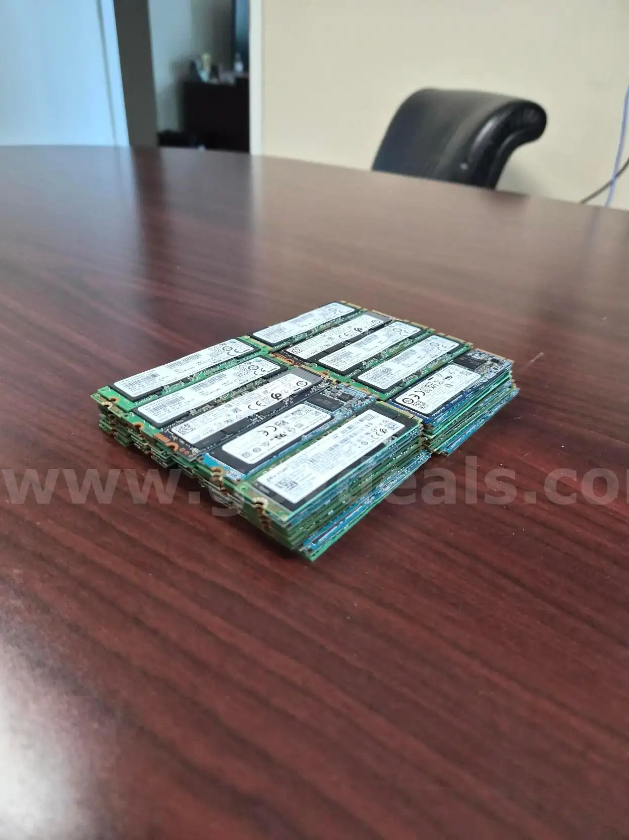 QTY 100 - 256GB SSDs