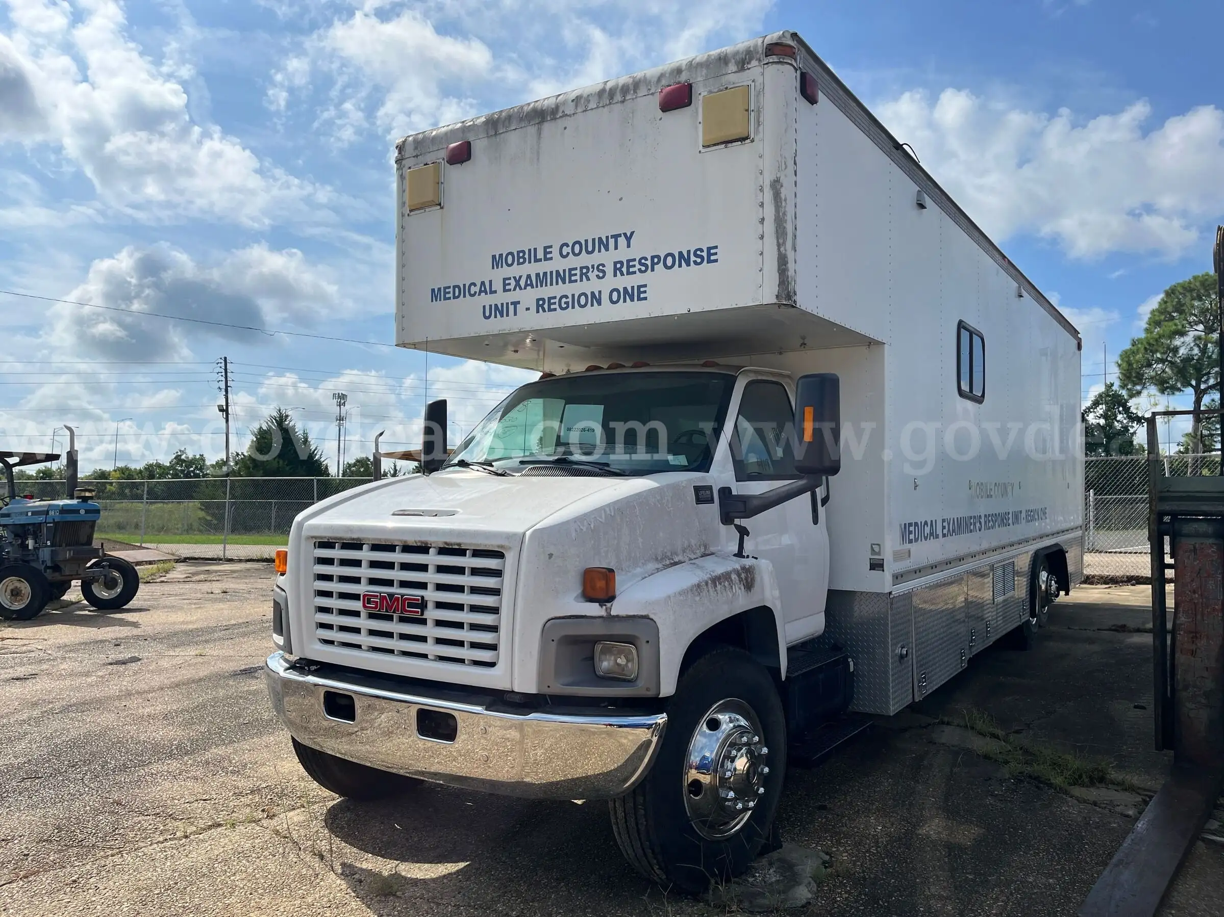 2006 GMC C7C042