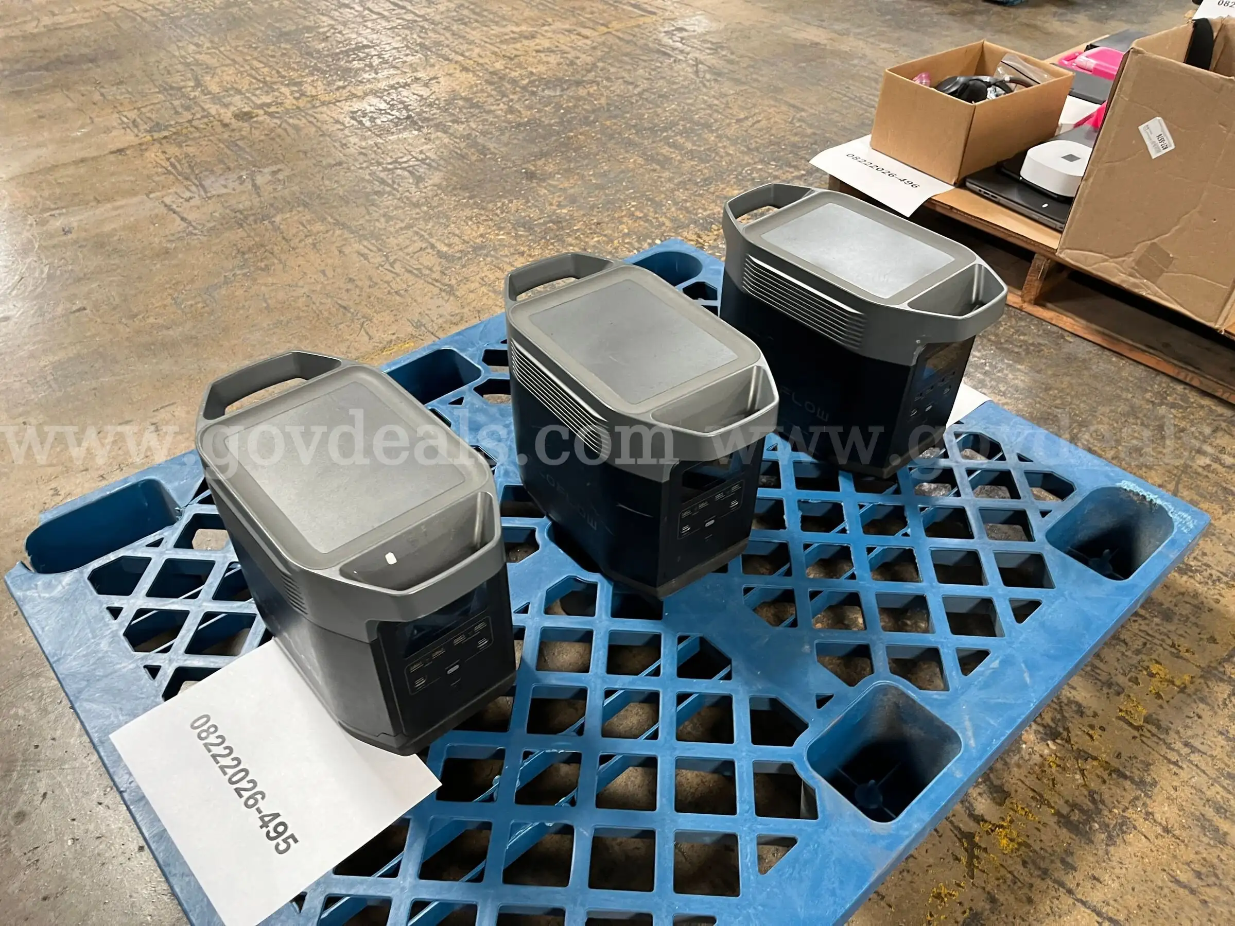 Lot of 3 Ecoflow Delta 1300 portable power stations