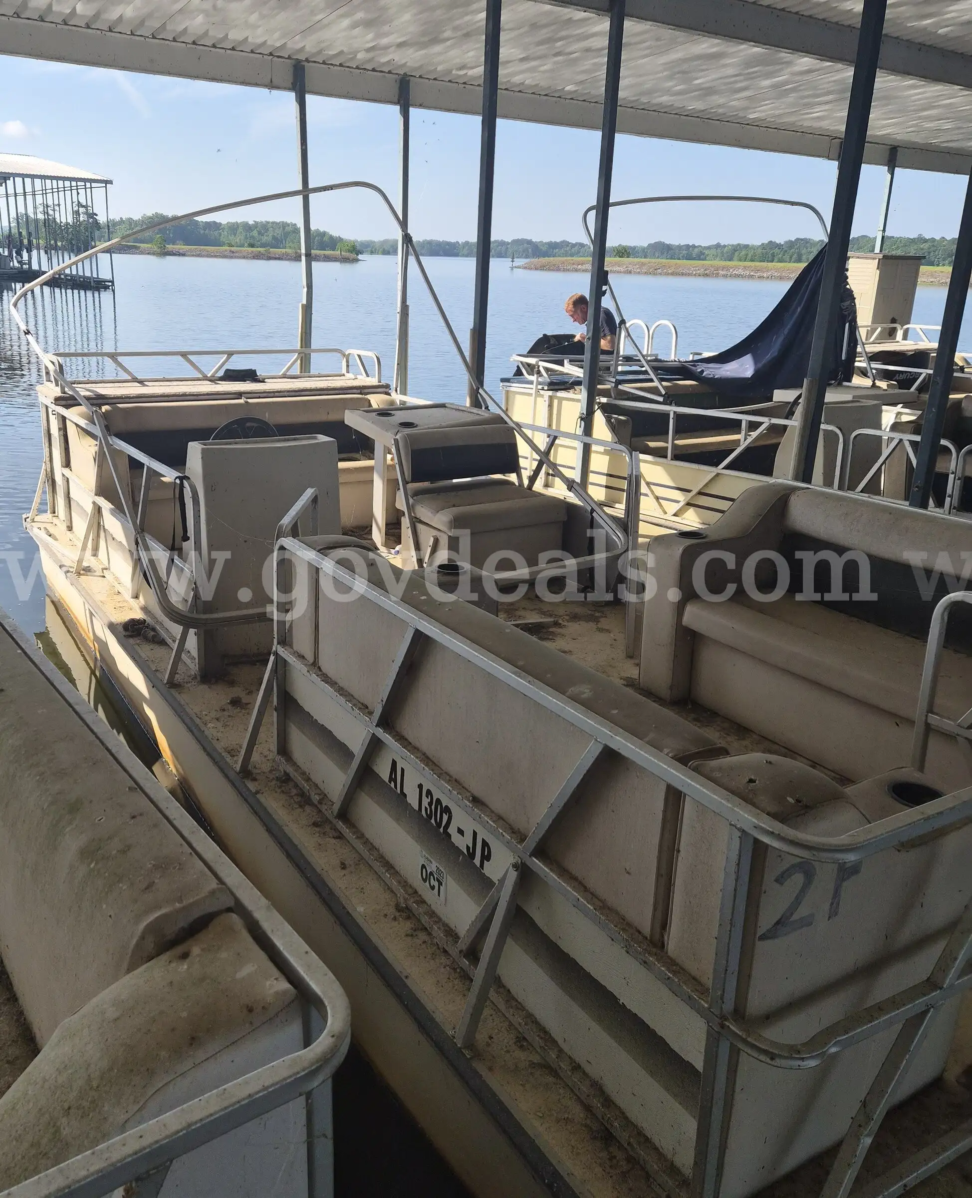 OFFSITE SALE - Lot of a Southern Star Pontoon Boat with 75 hp motor (NO Trailer)