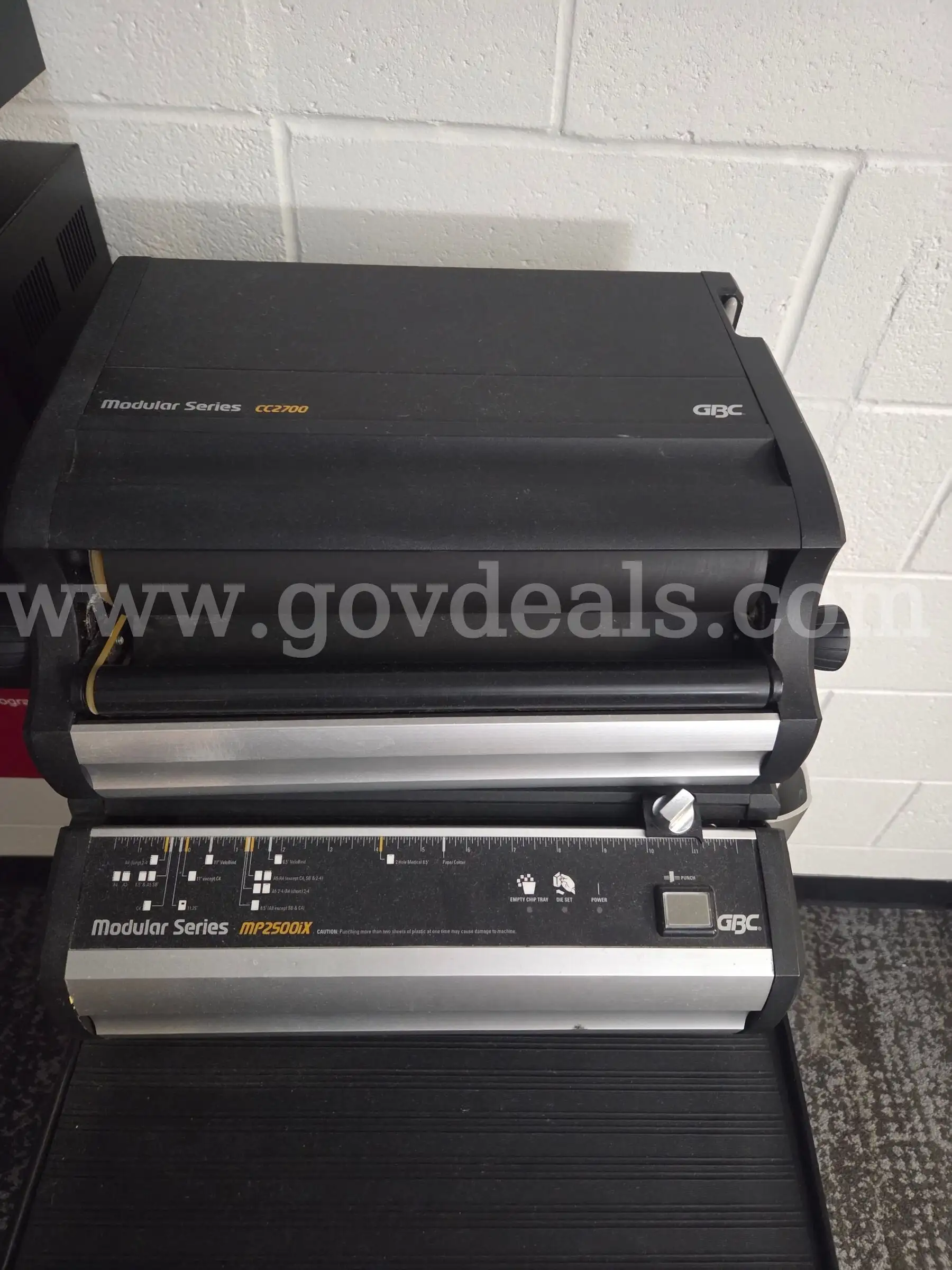 GBC Series MP 2500 ix