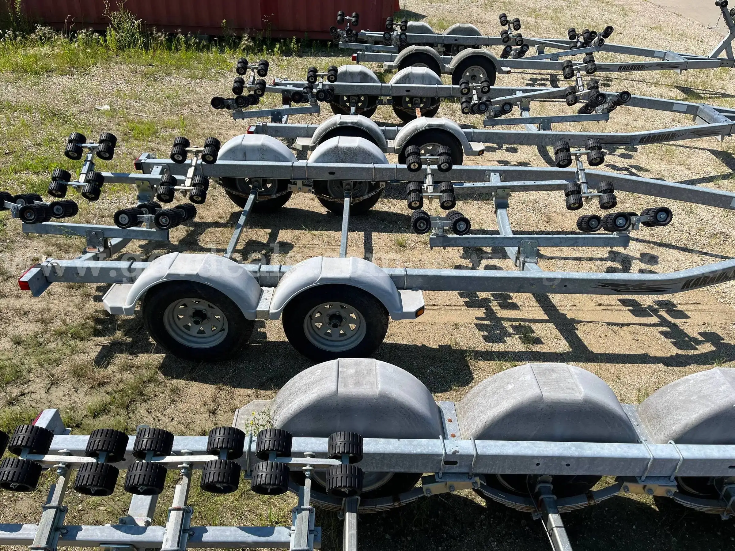 Karavan Classic 2 axle 28’ trailer