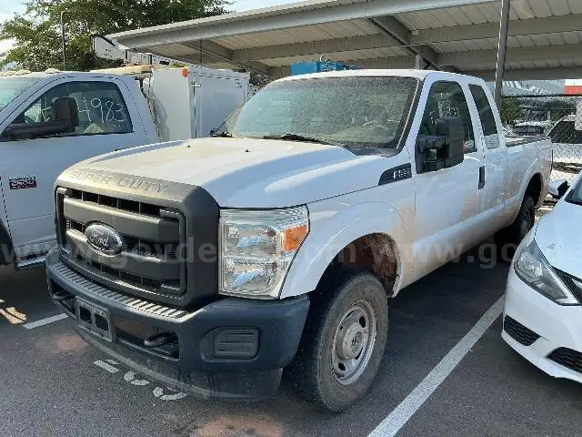 2015 FORD F250 XL