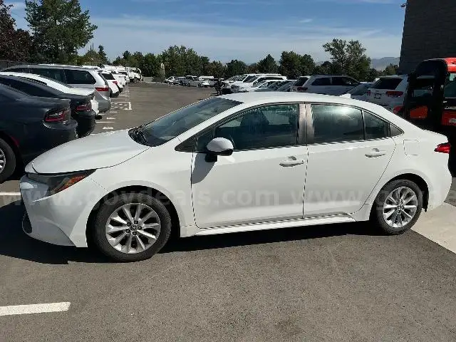 2021 TOYOTA COROLLA LE