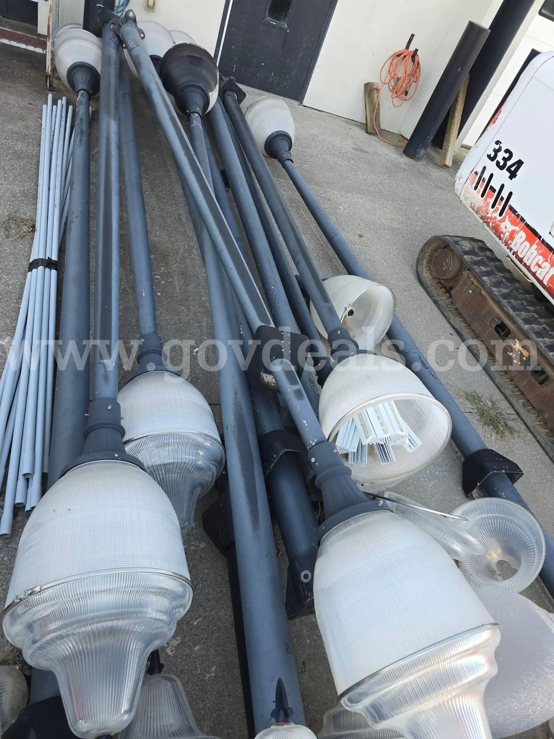 12ft used light poles with led light globes