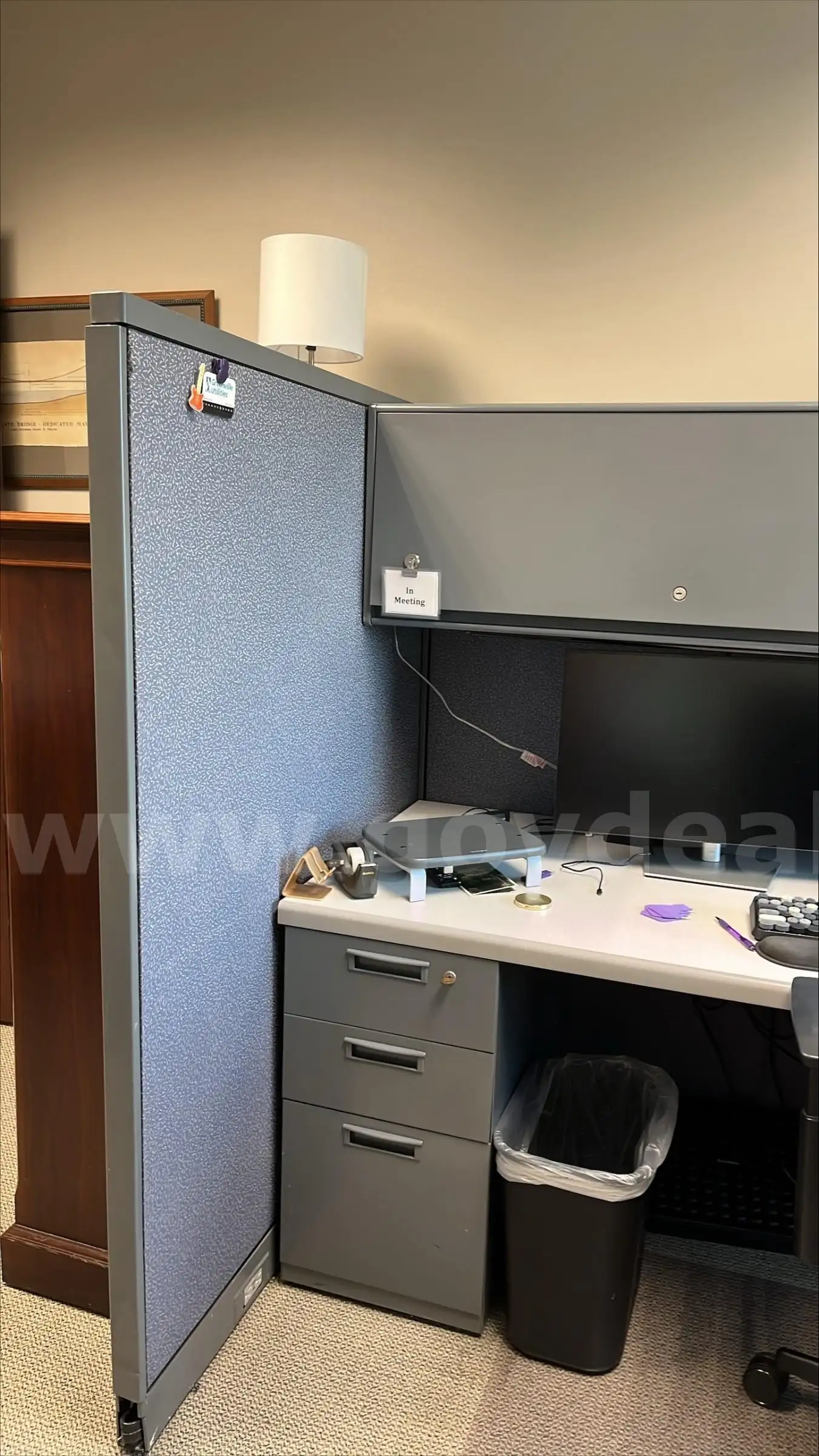 Misc Modular Desks Walls File Cabinets