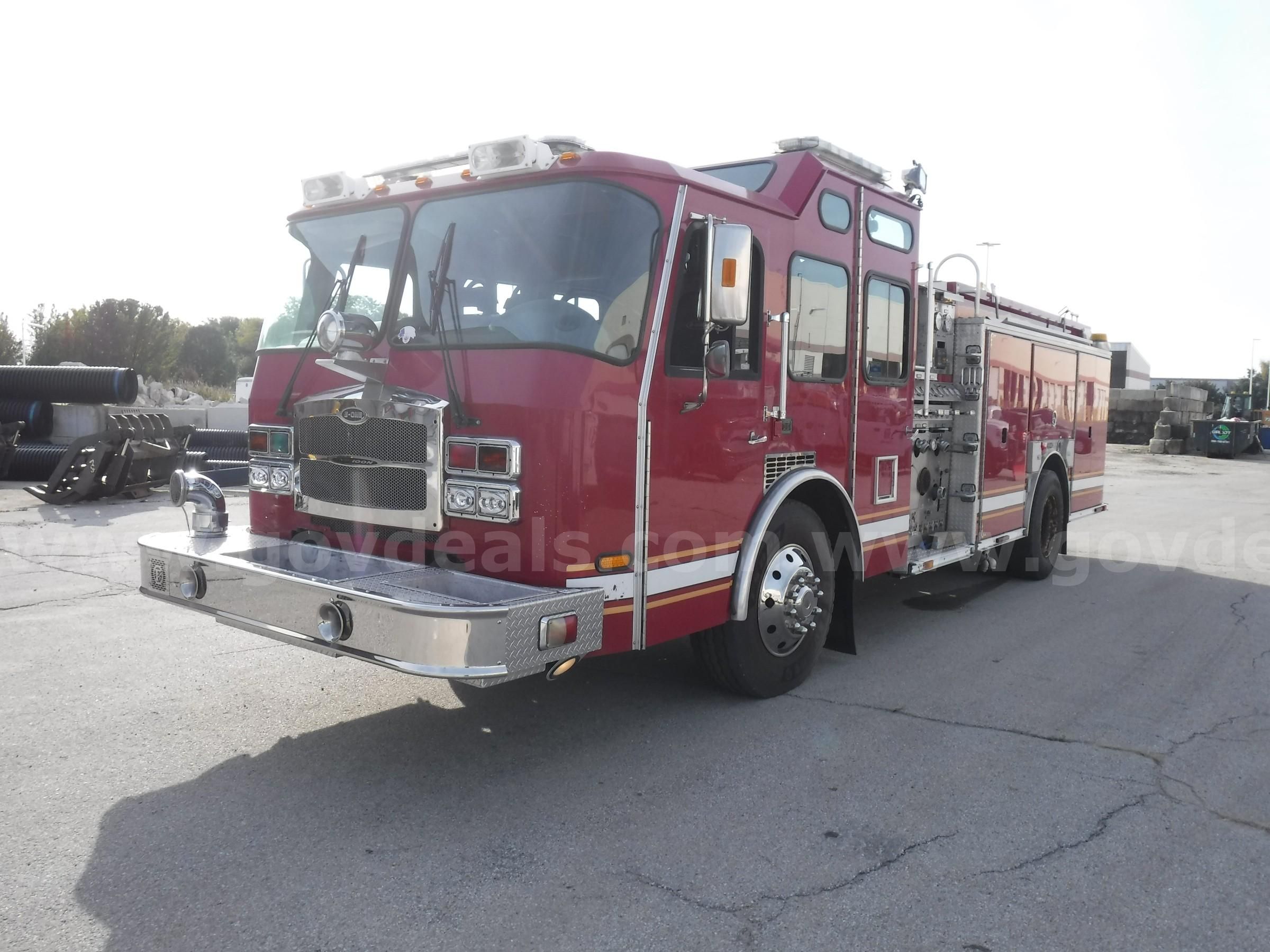 2005 E-One Typhoon