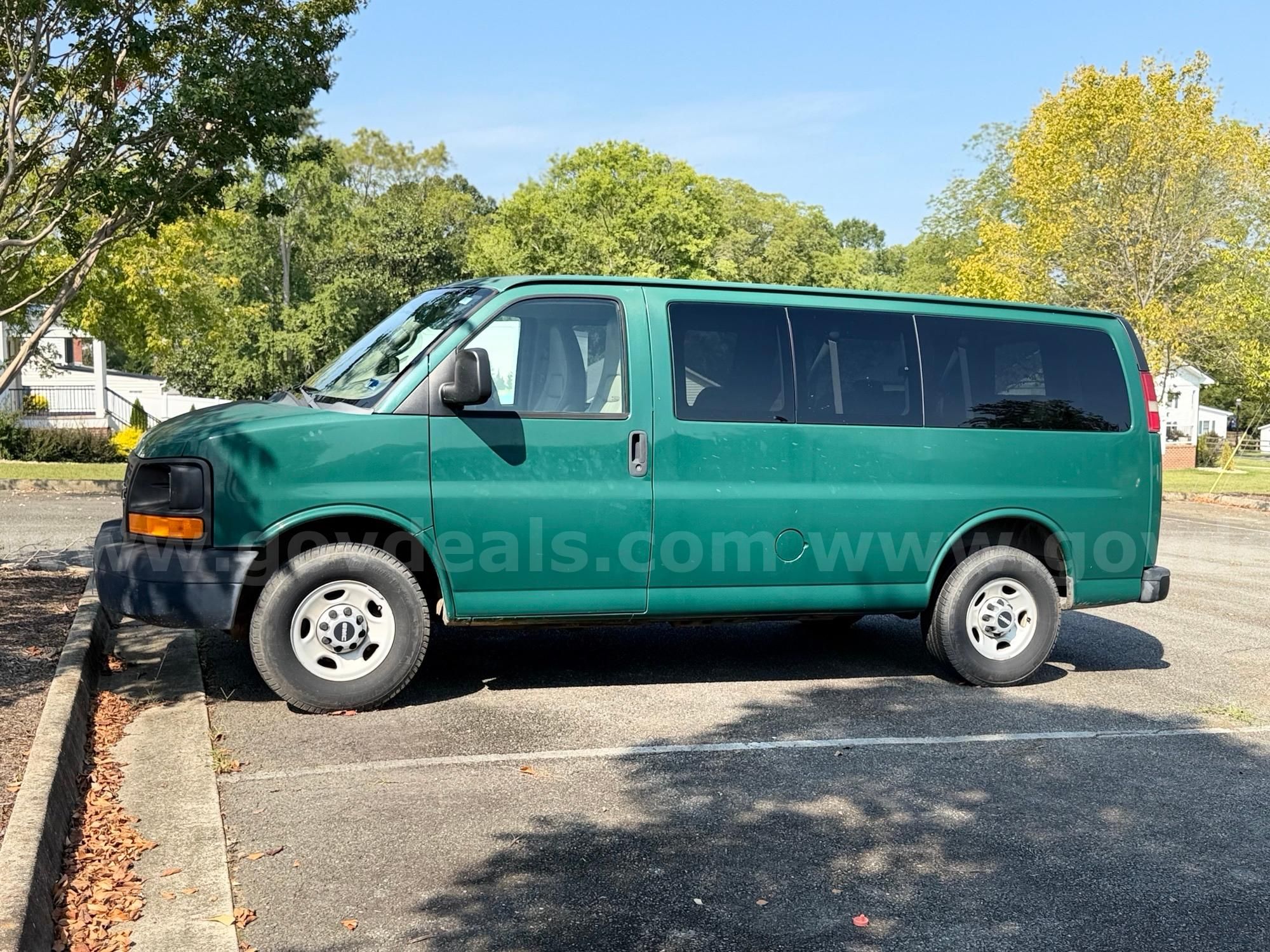 2011 GMC Savana Van