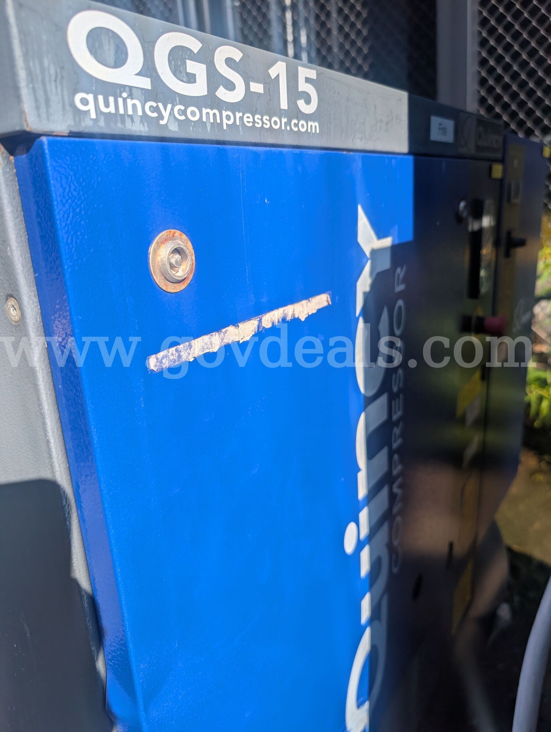 Quincy Compressor w Dryer