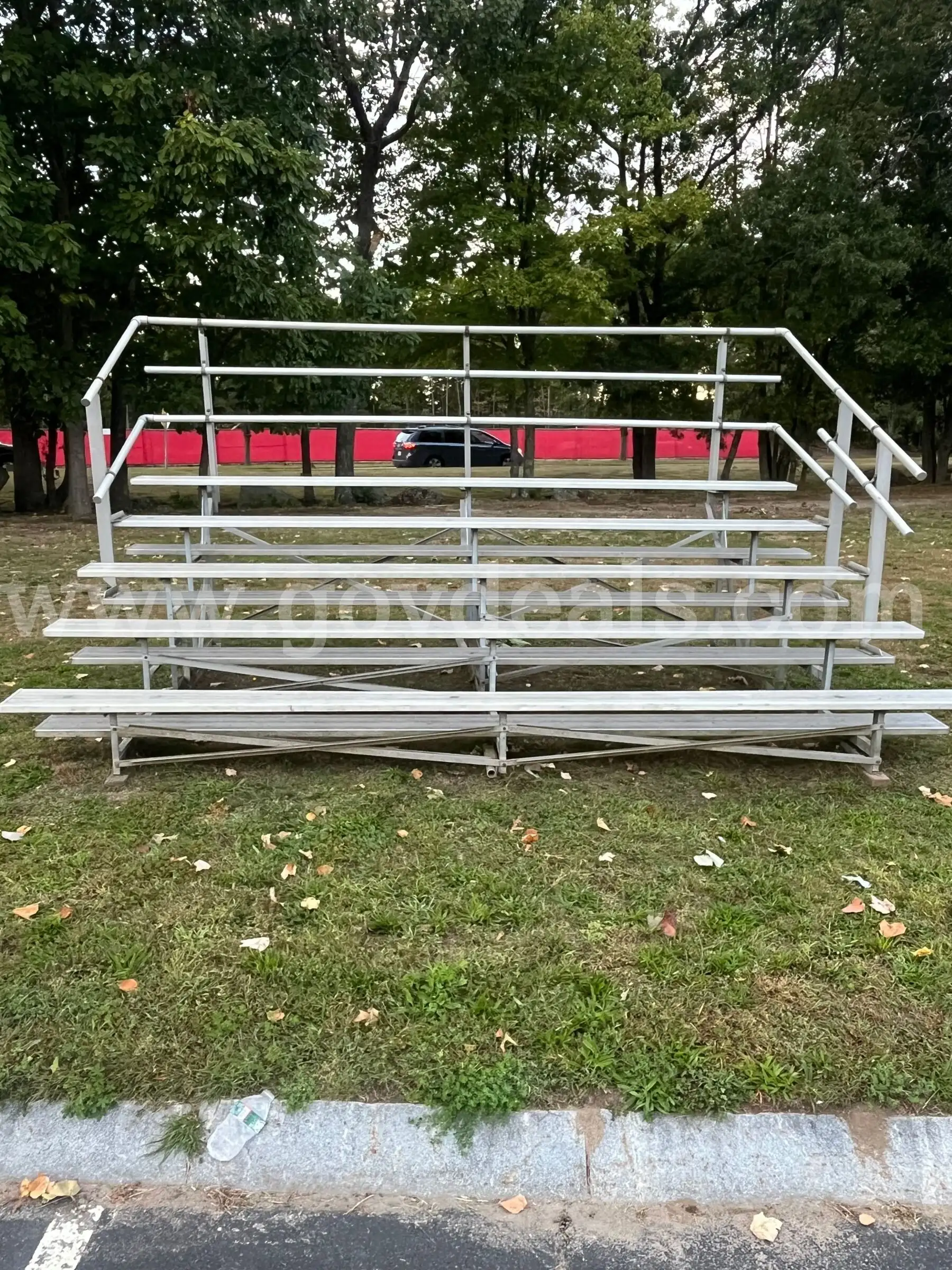 aluminum bleachers