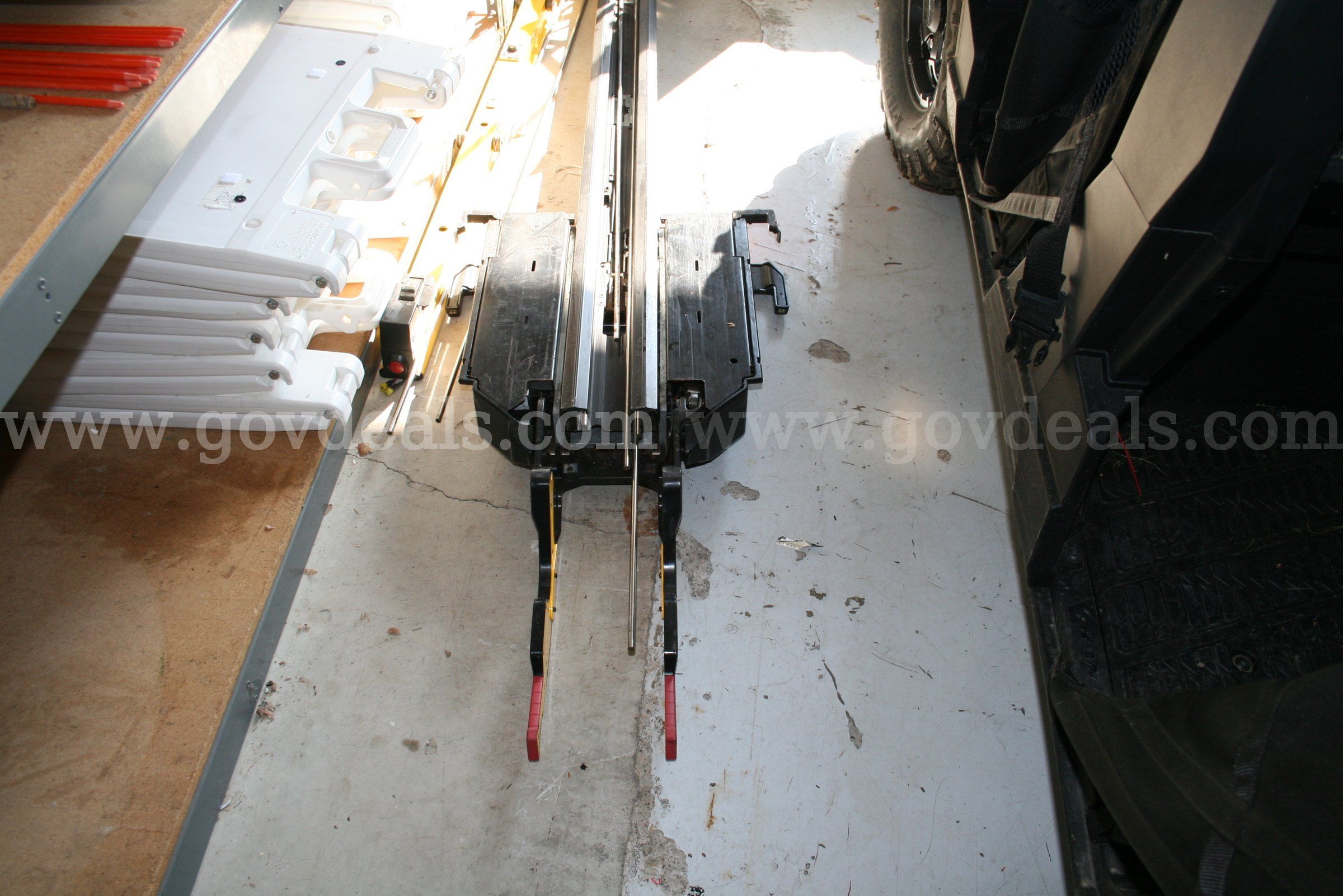 Stryker power load system