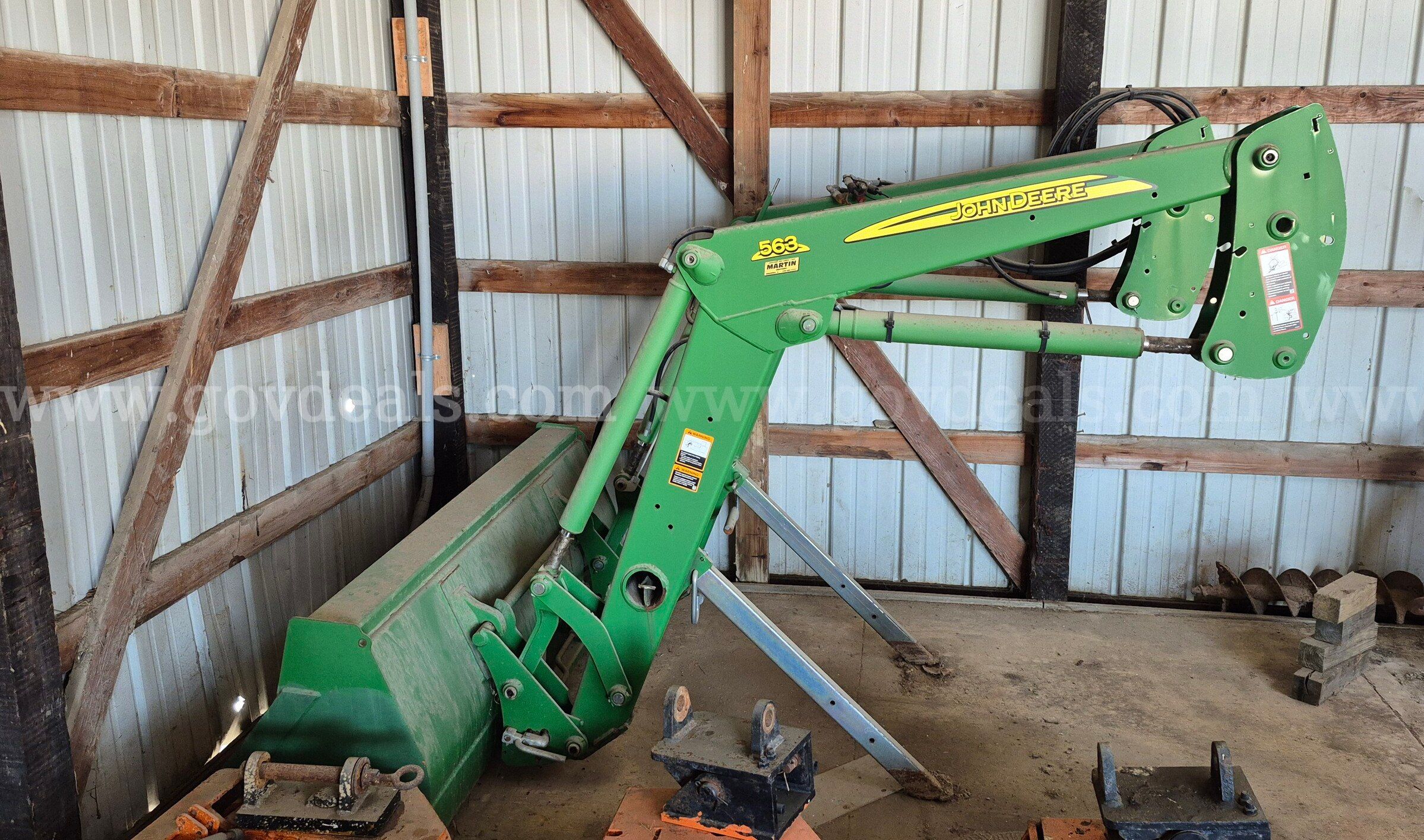 2011 John Deere 563