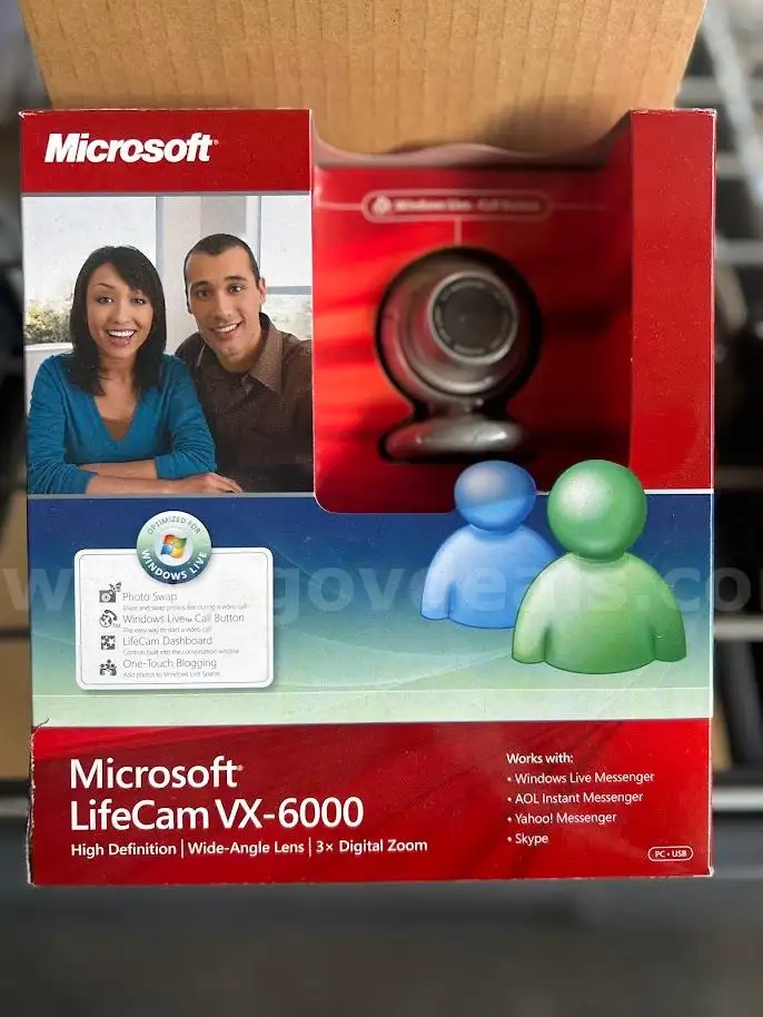 Lot of Desk Cameras (Microsoft & Logitech)