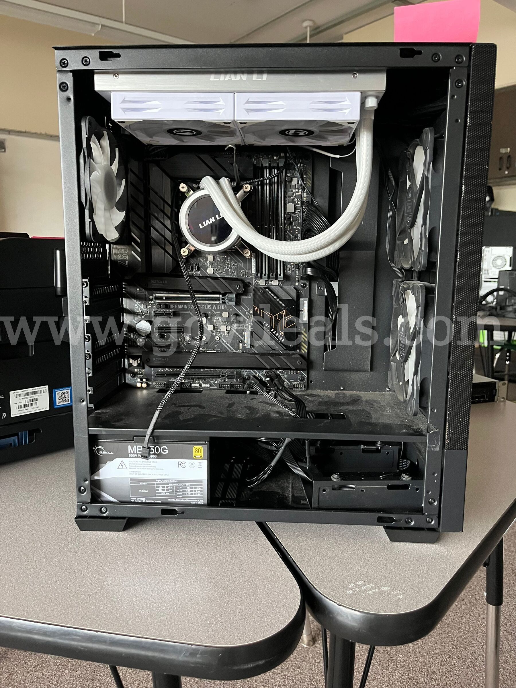 Lot of Computer Components & Case with Intel i9 12900k CPU