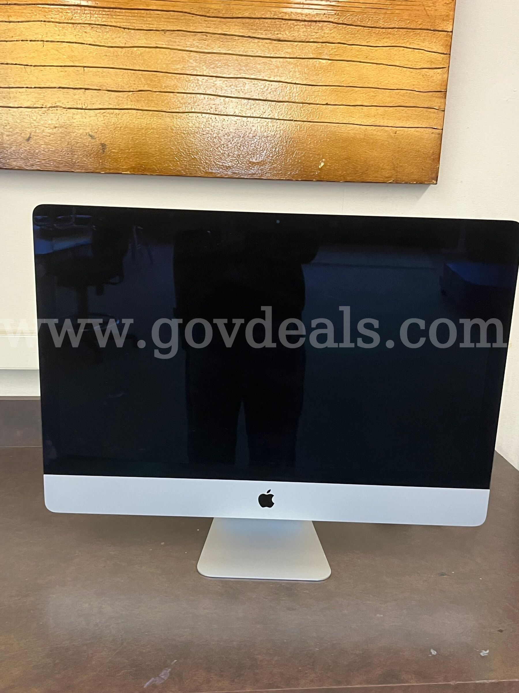 LOT of 1x 27 Apple iMac 2019 All-In-One Computer