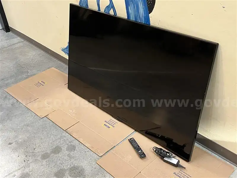 Sharp 70 TV Lot T-309
